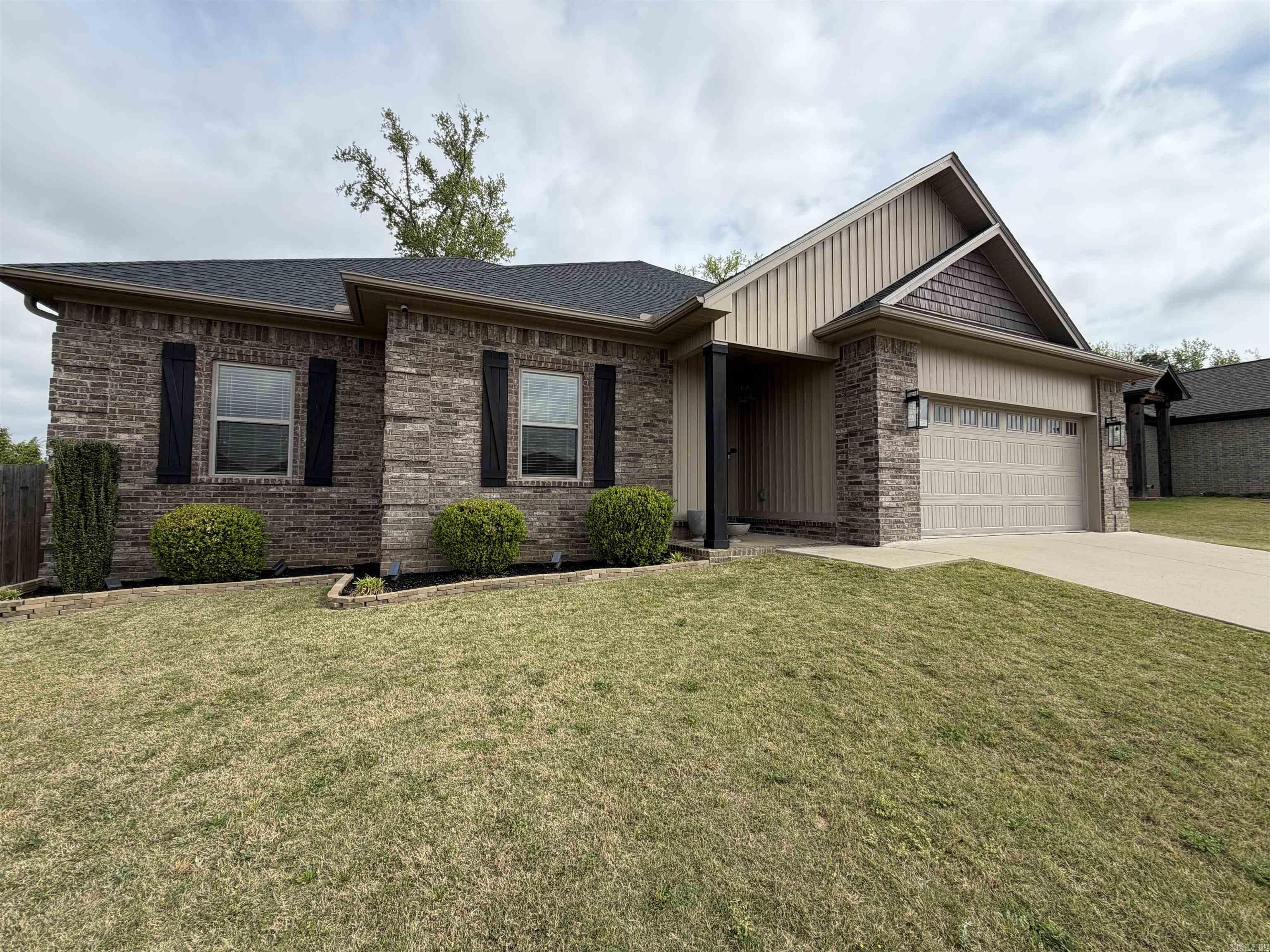 787 Mango  Austin, AR