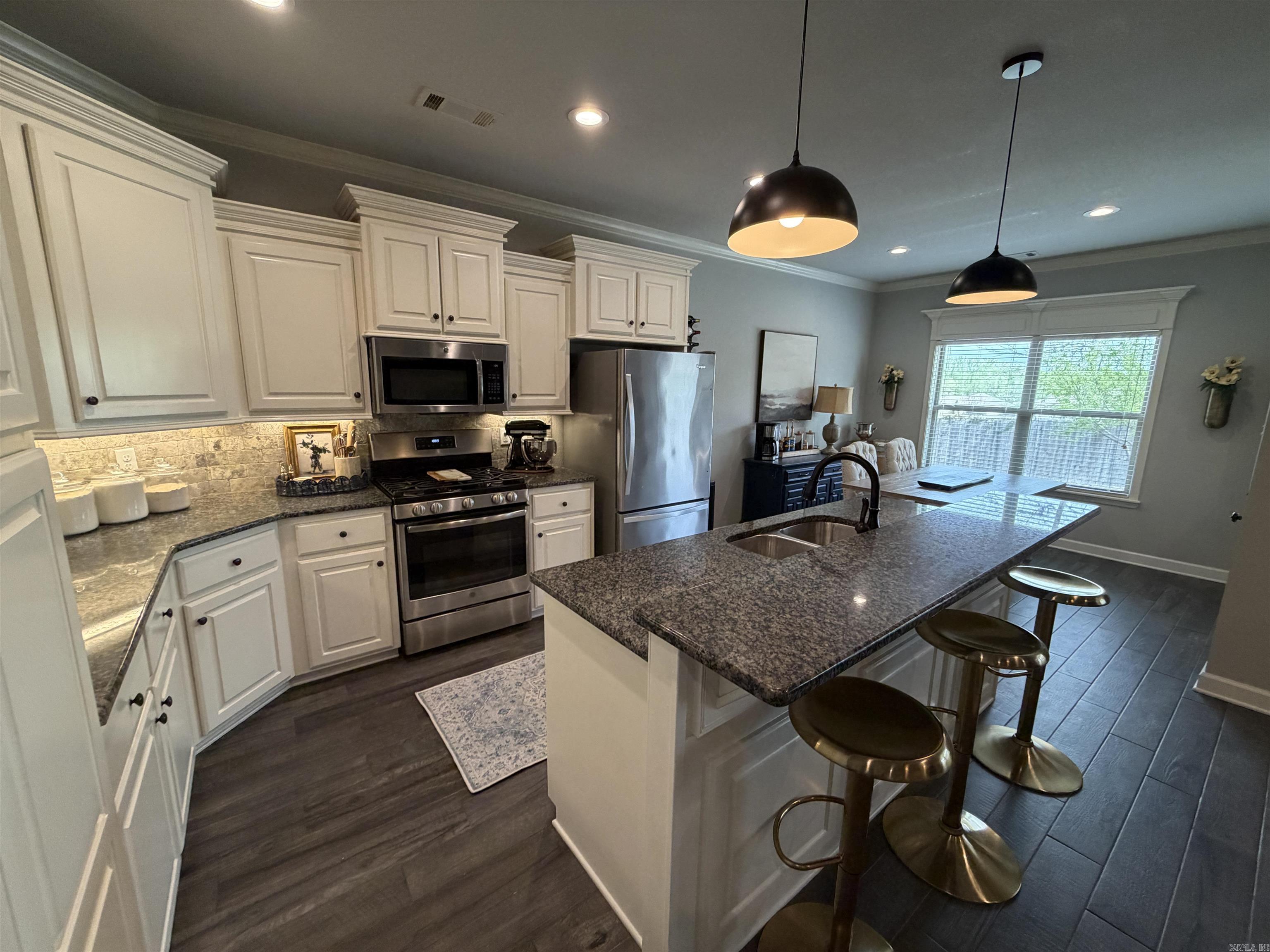 787 Mango  Austin, AR