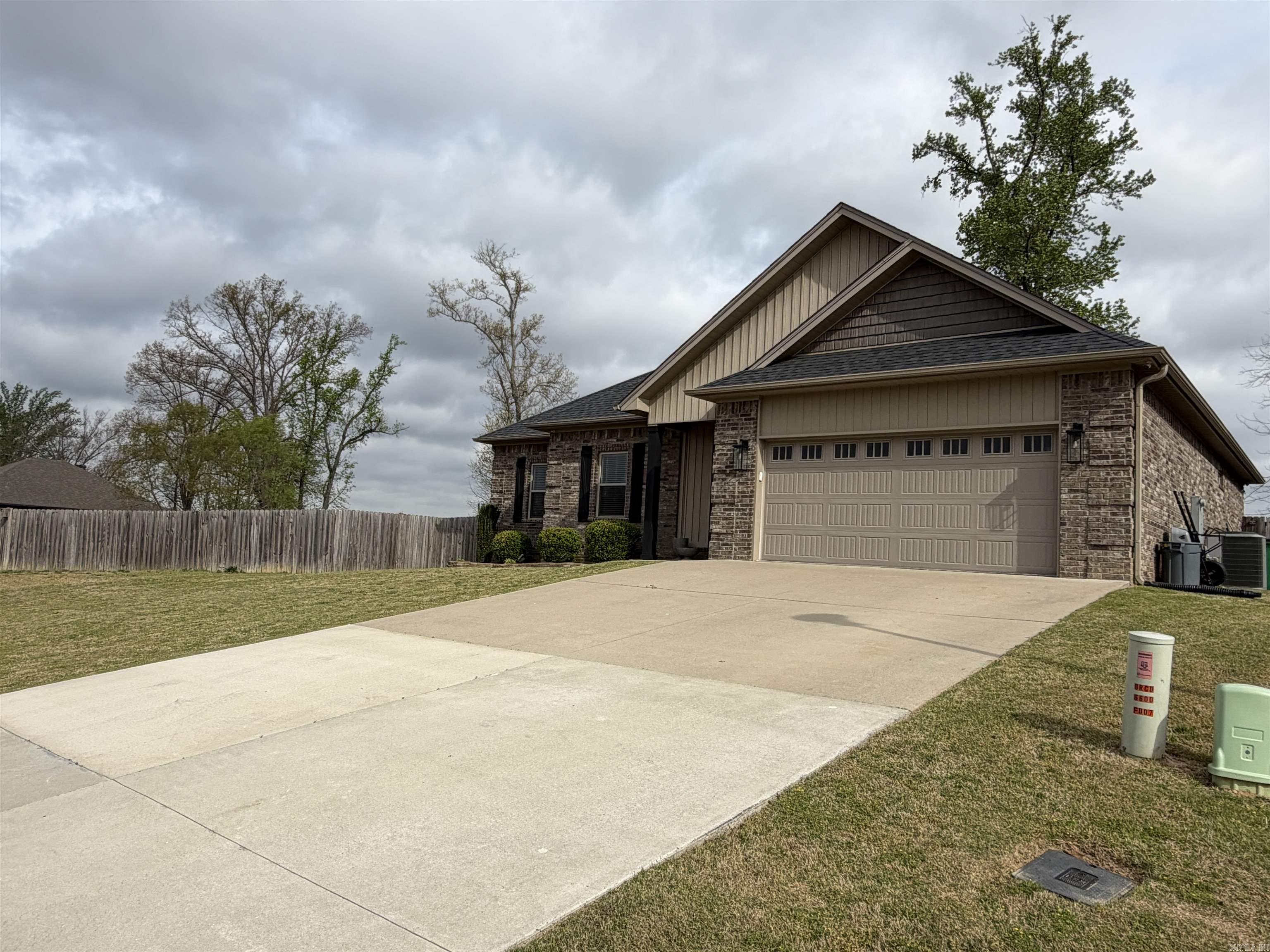 787 Mango  Austin, AR