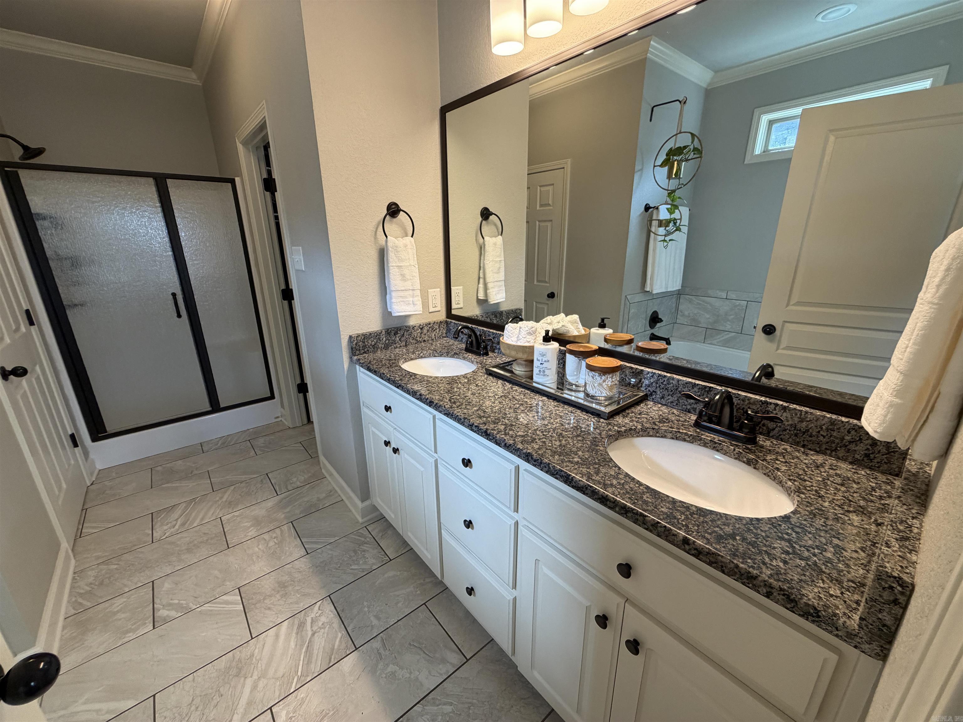 787 Mango  Austin, AR