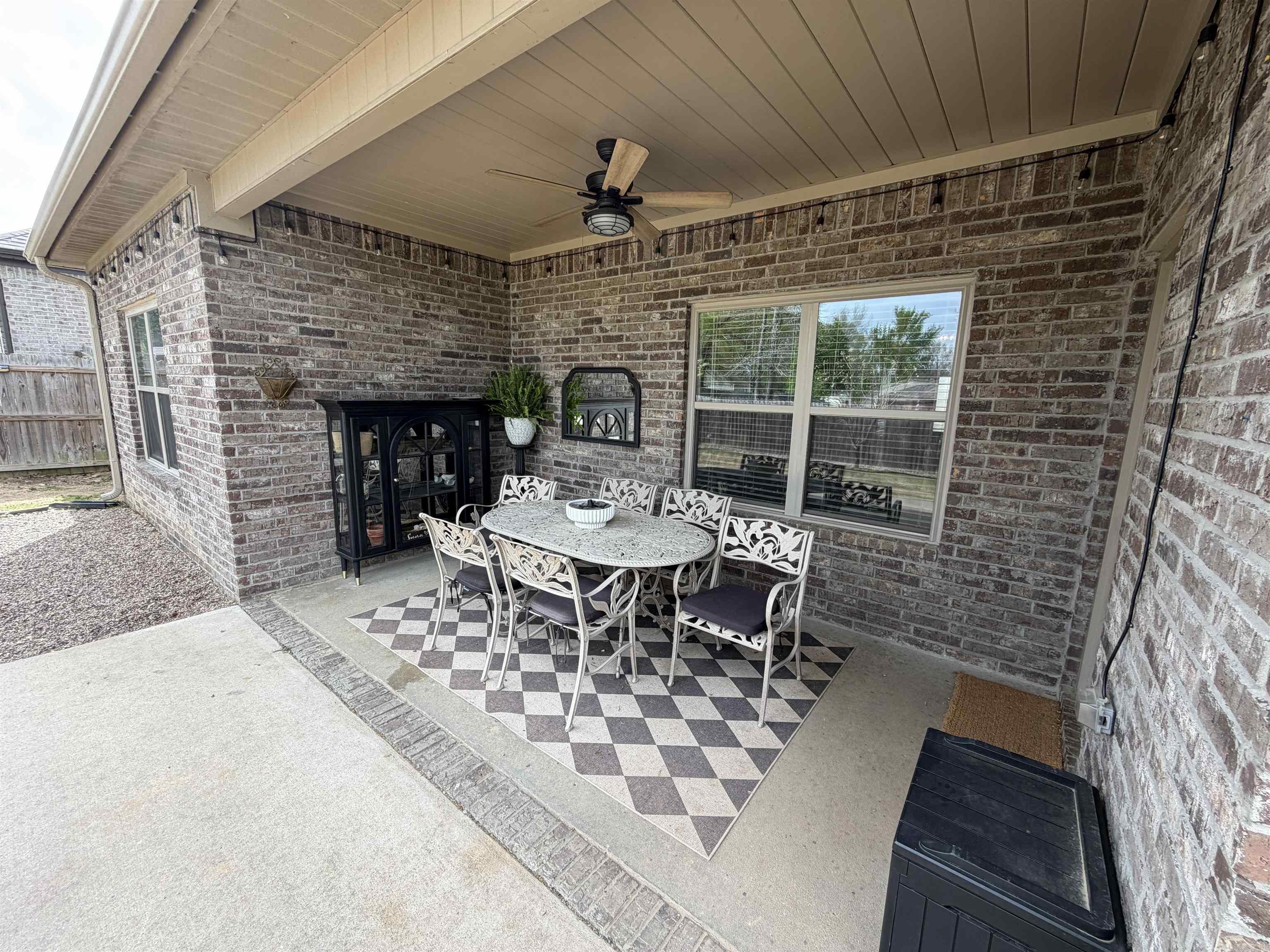 787 Mango  Austin, AR