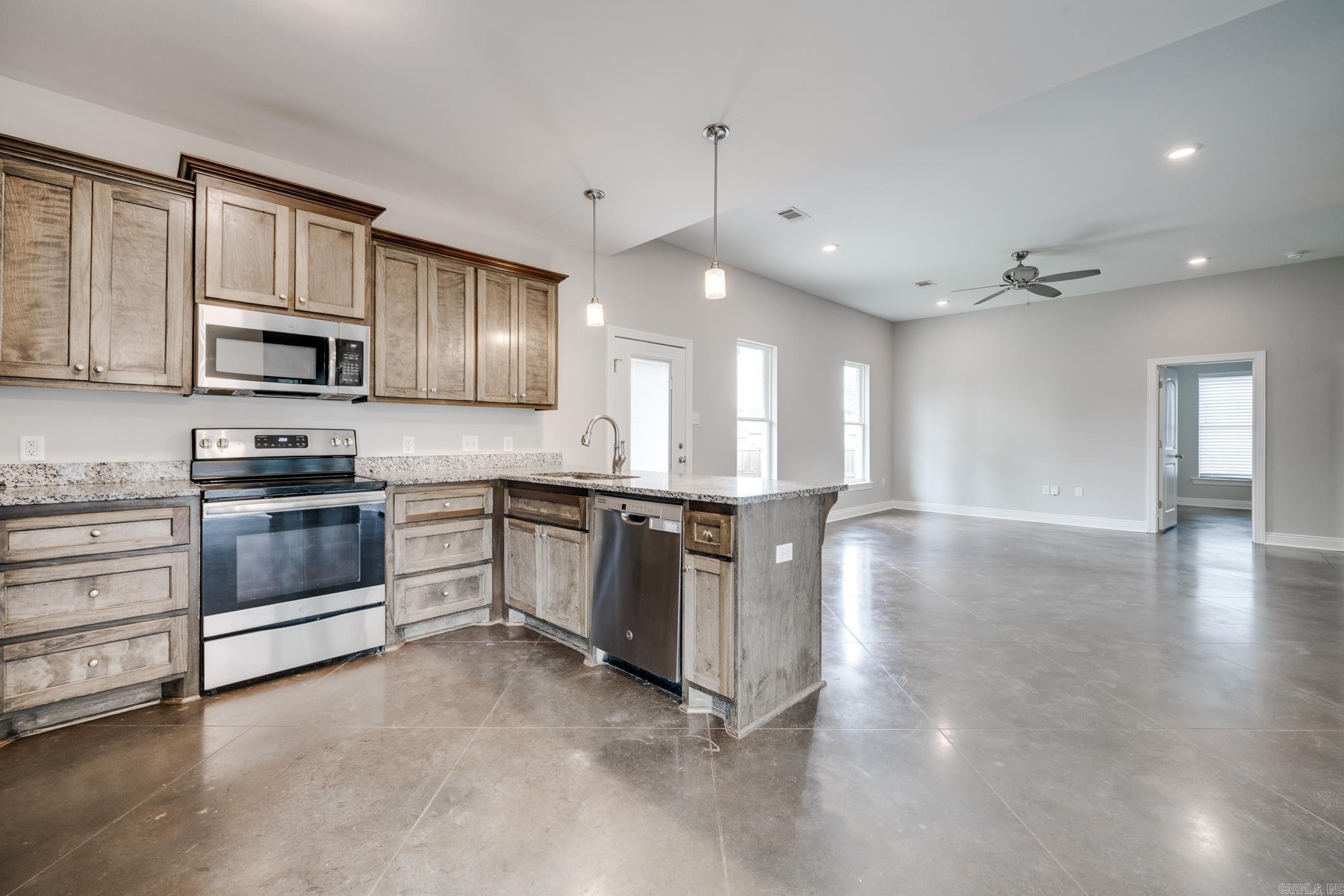 1535 Blue Lucerne  Conway, AR