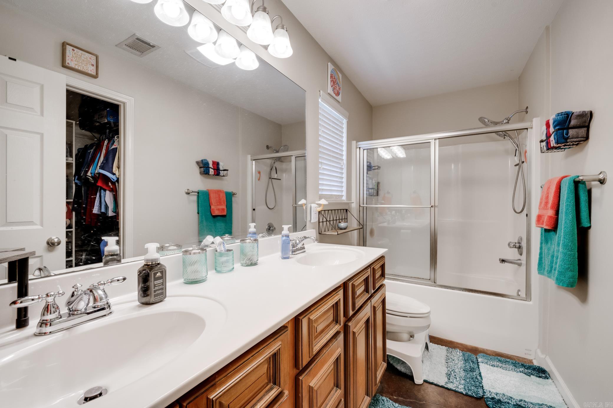 1055 French  Conway, AR