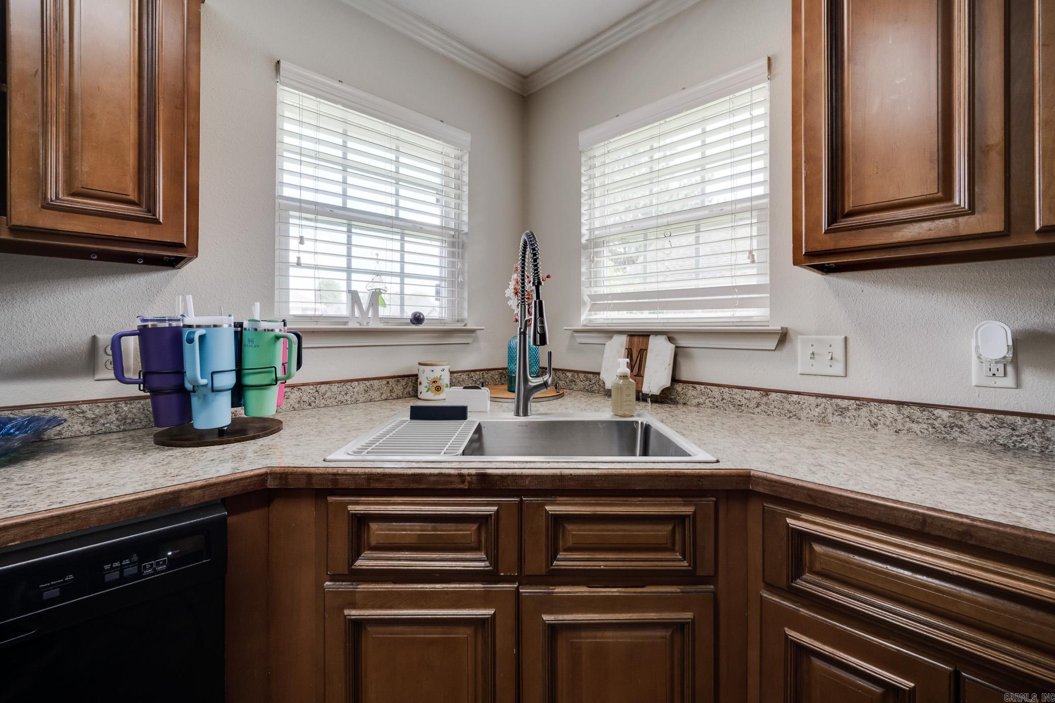 1055 French  Conway, AR