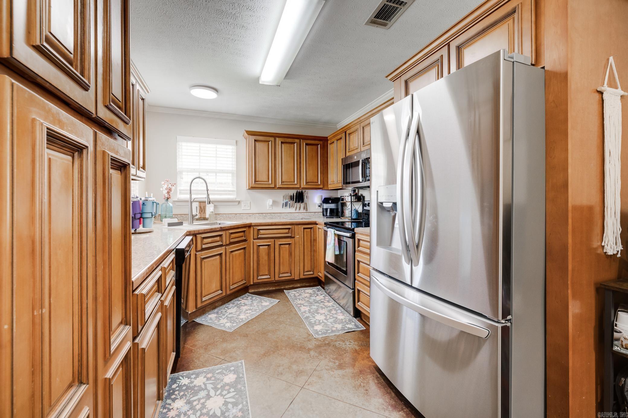 1055 French  Conway, AR