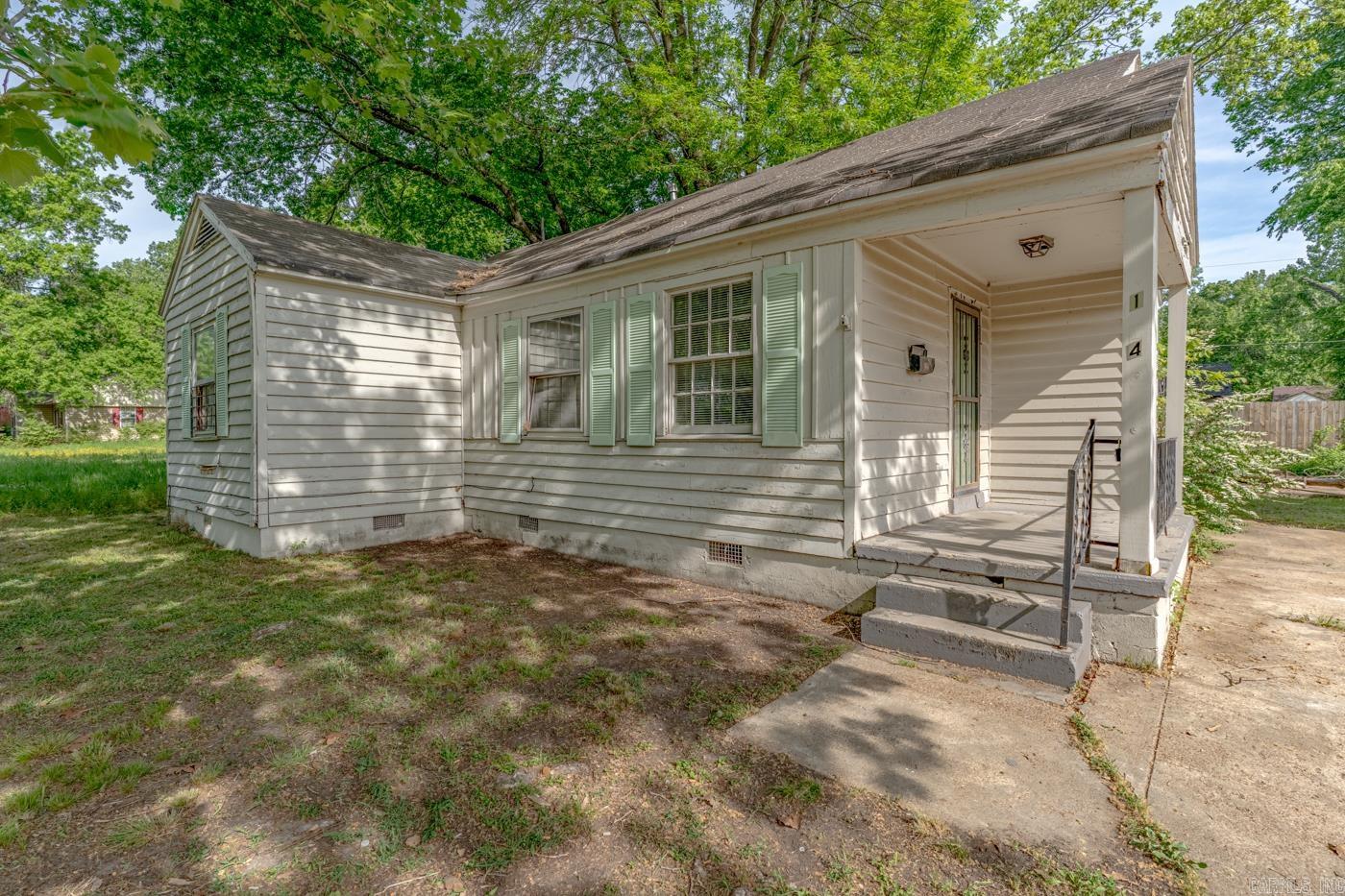 1904 E Barton Ave  West Memphis, AR