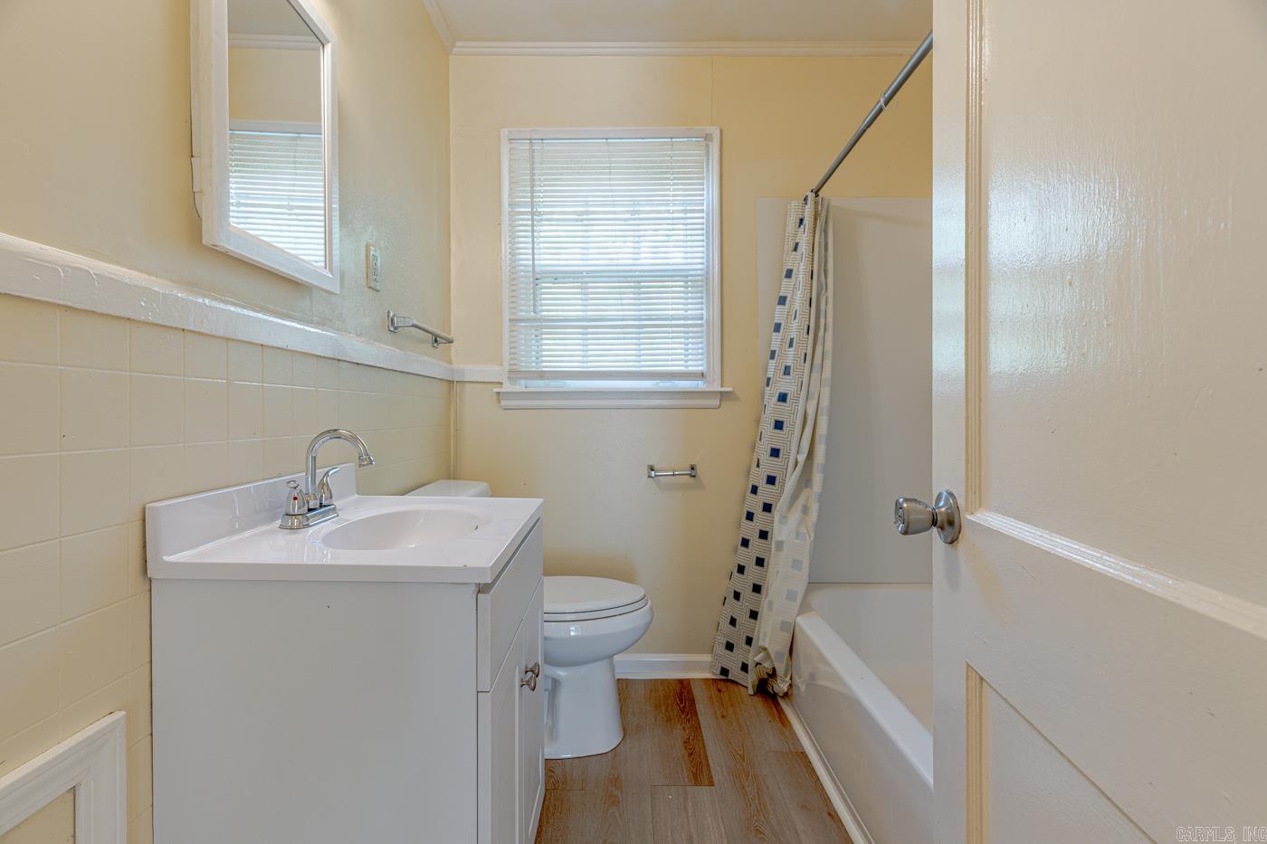 1904 E Barton Ave  West Memphis, AR