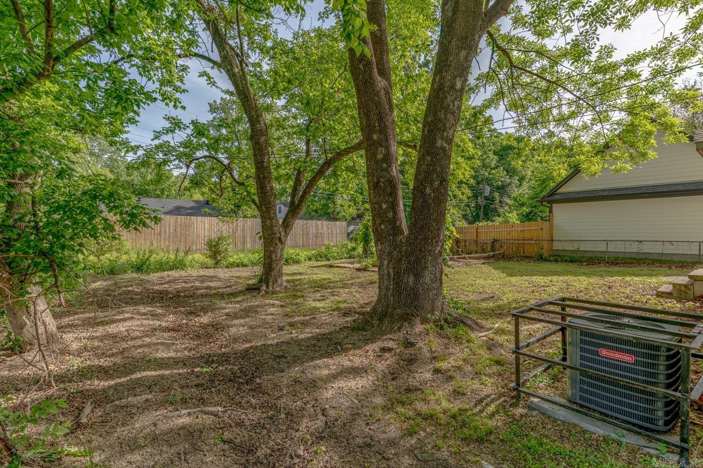 1904 E Barton Ave  West Memphis, AR