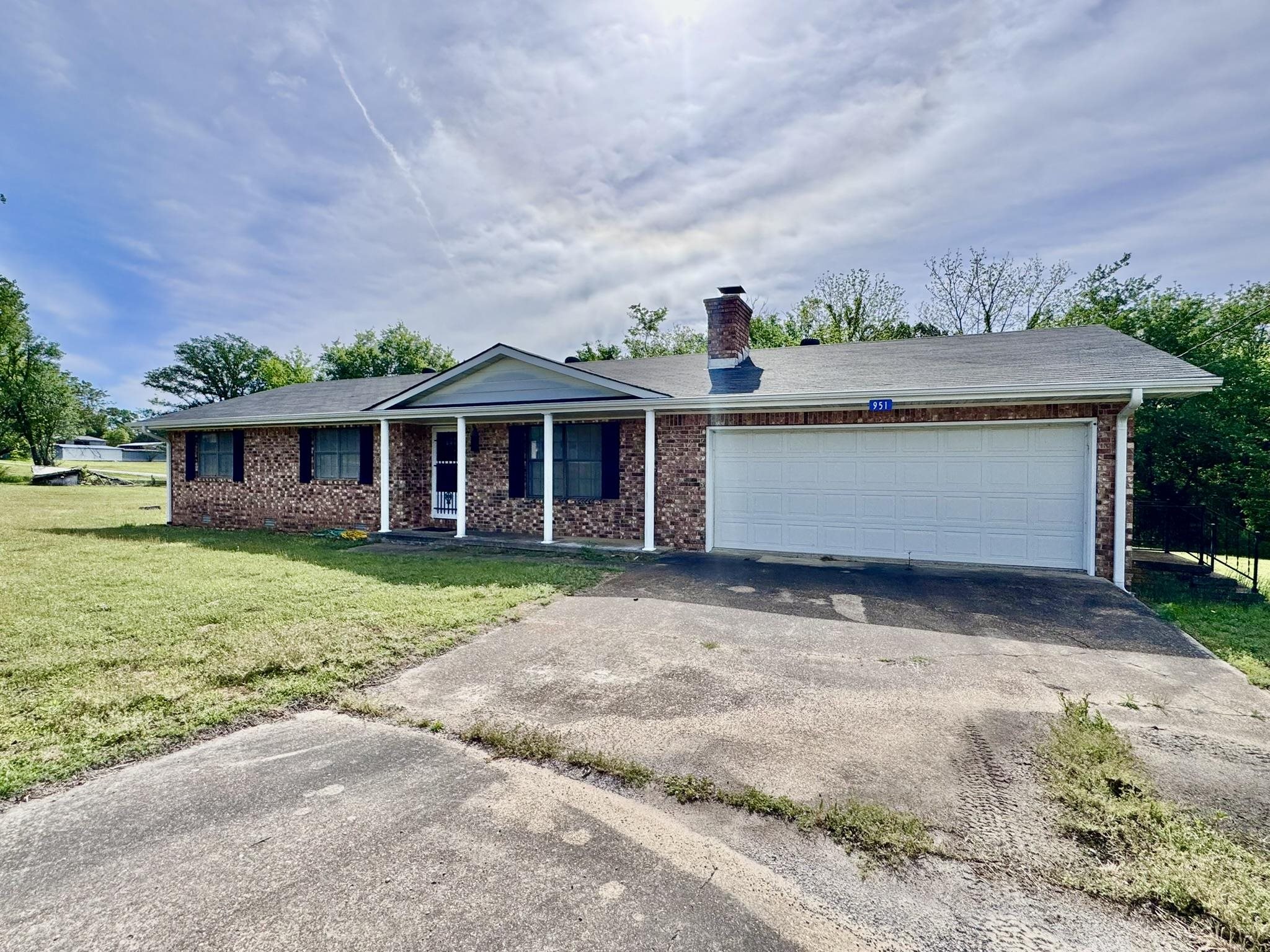 951 AR 223 Hwy  Pineville, AR