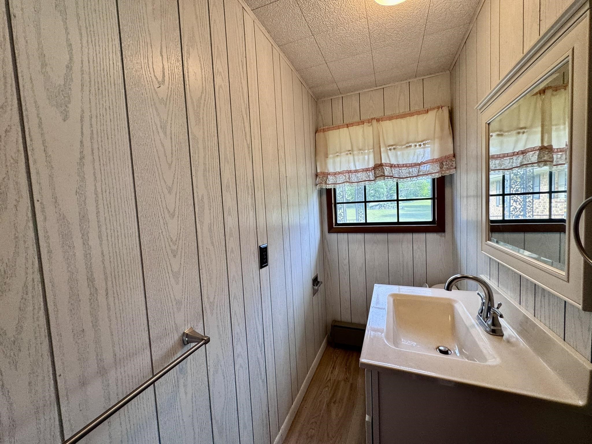 951 AR 223 Hwy  Pineville, AR