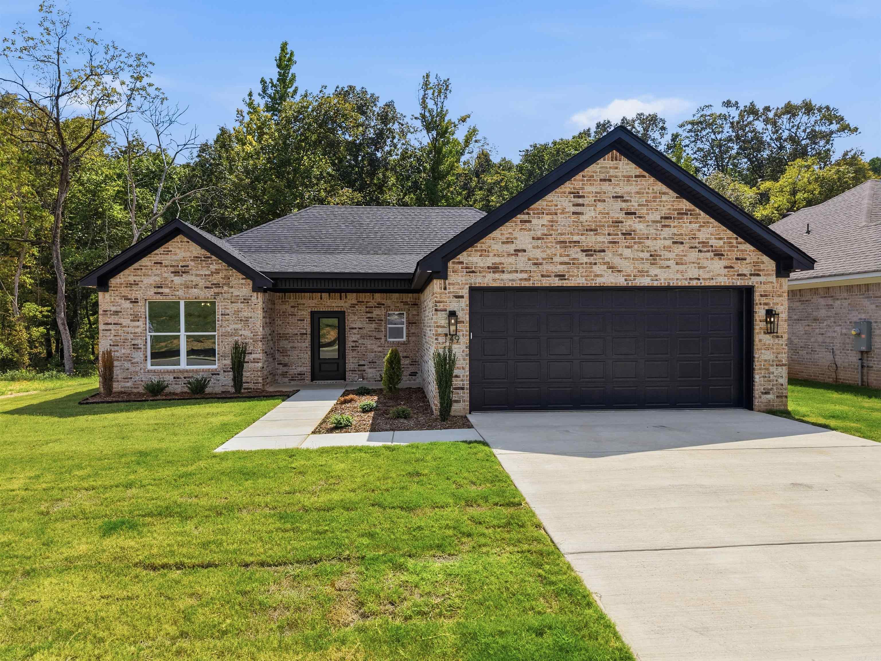 149  Southridge  Arkadelphia, AR