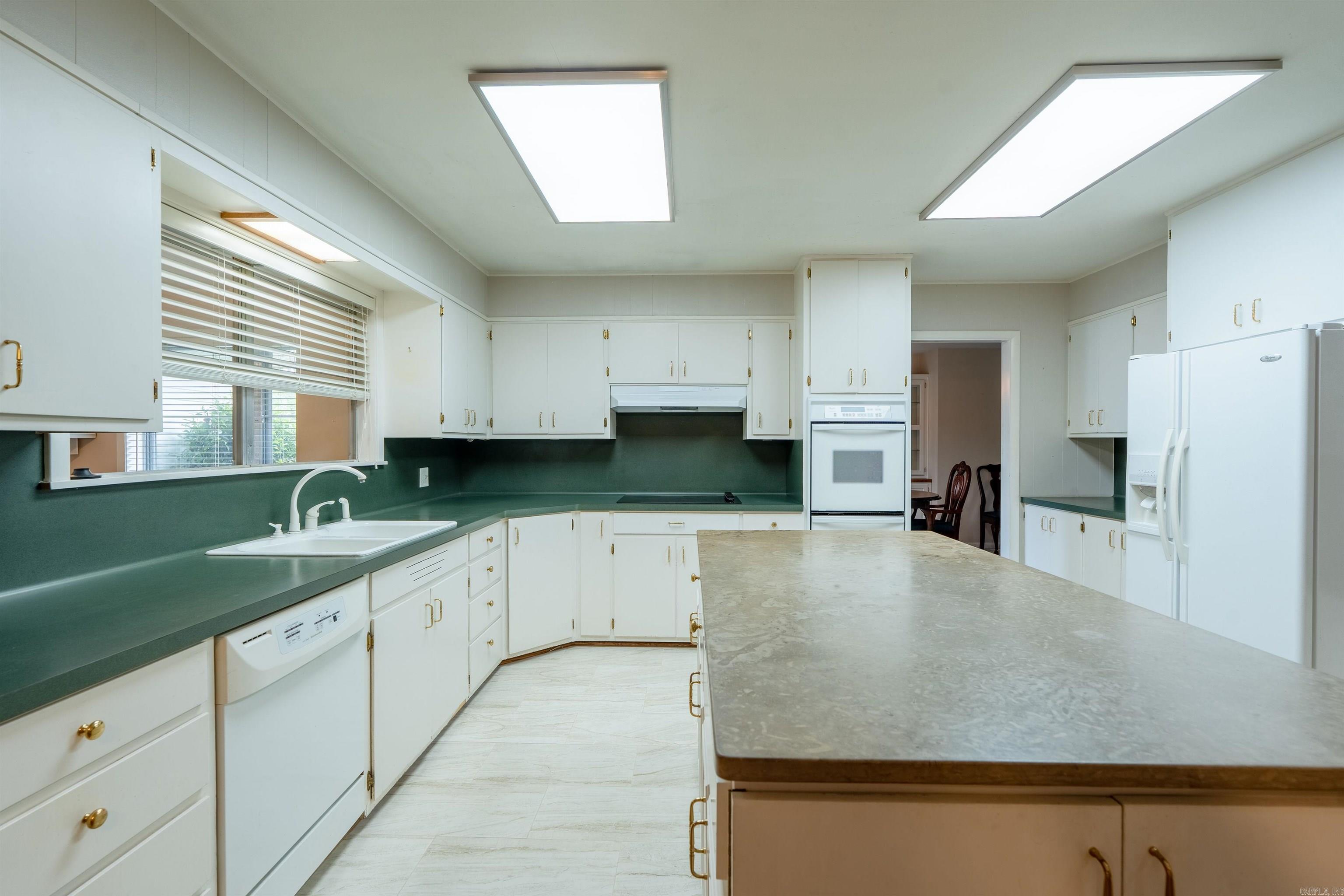 1023 Lakeshore  Heber Springs, AR