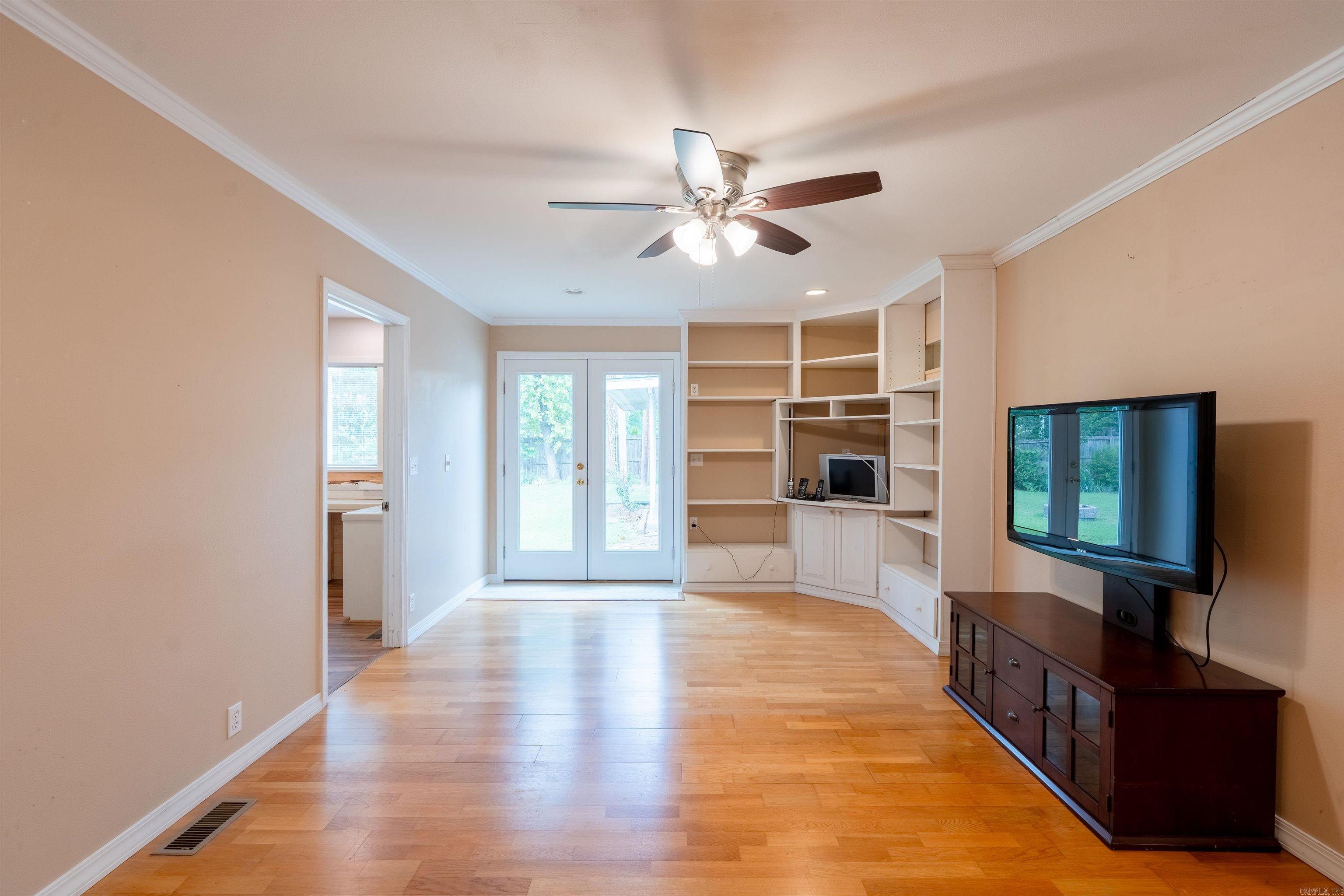 1023 Lakeshore  Heber Springs, AR