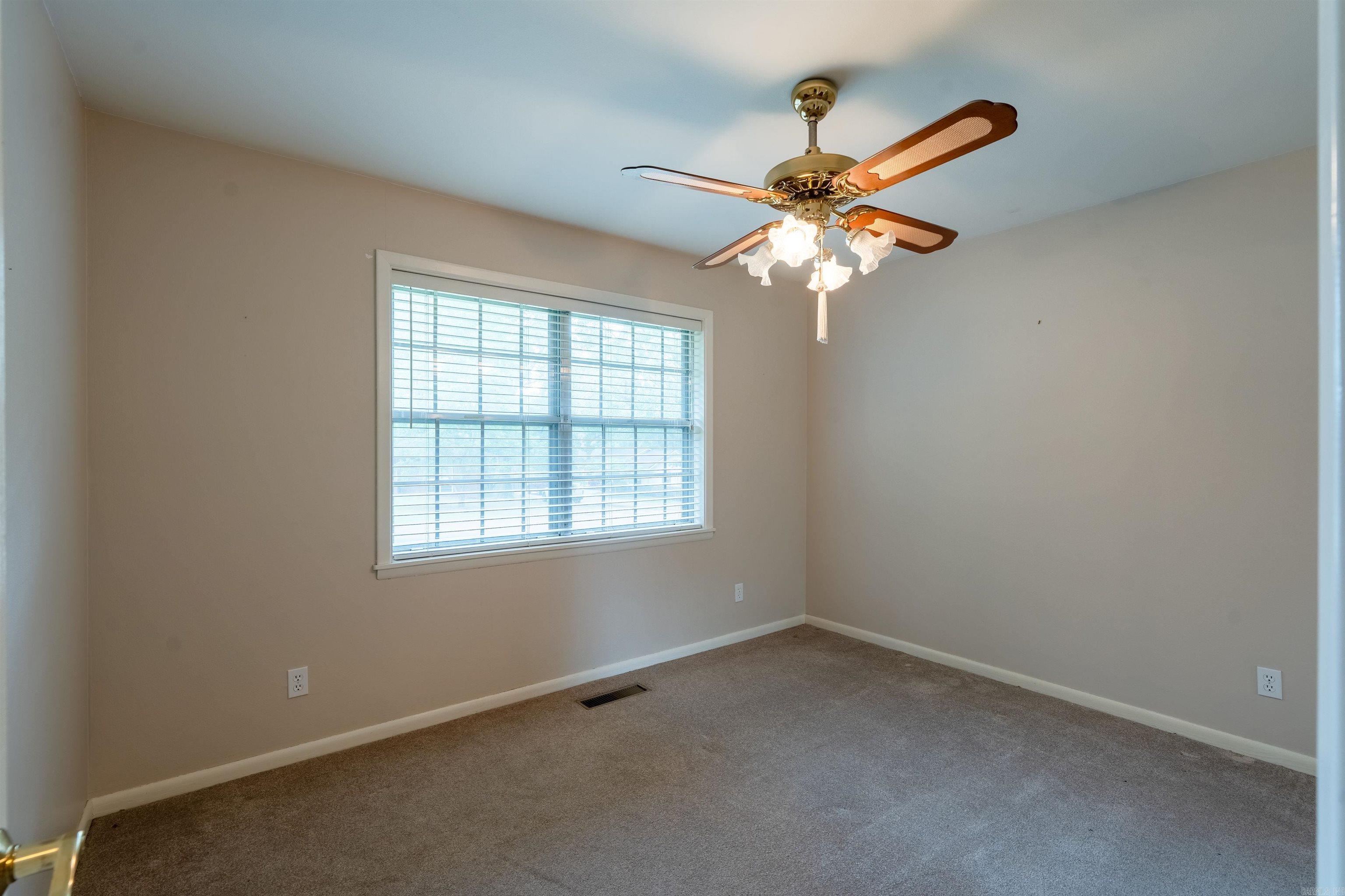 1023 Lakeshore  Heber Springs, AR