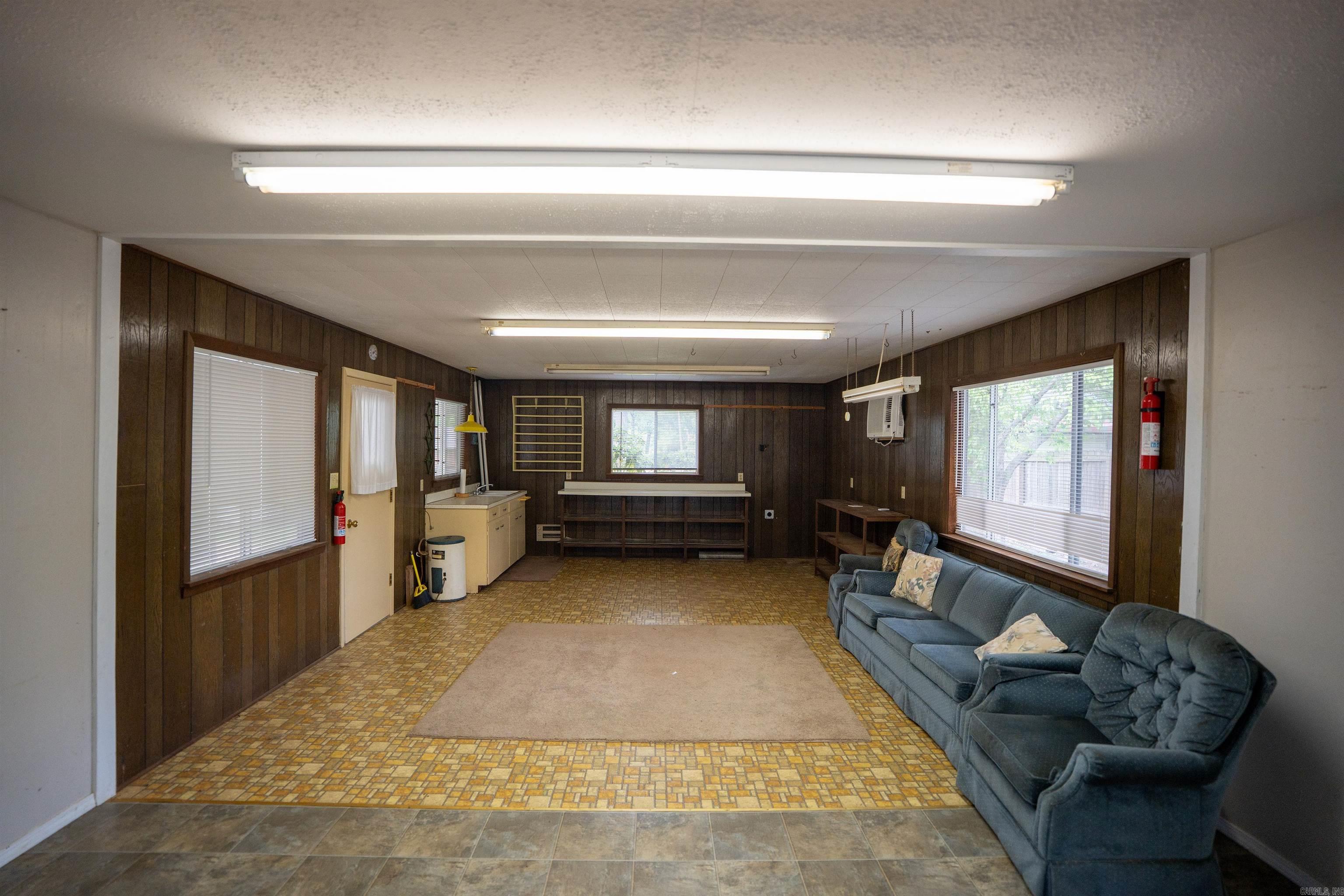 1023 Lakeshore  Heber Springs, AR