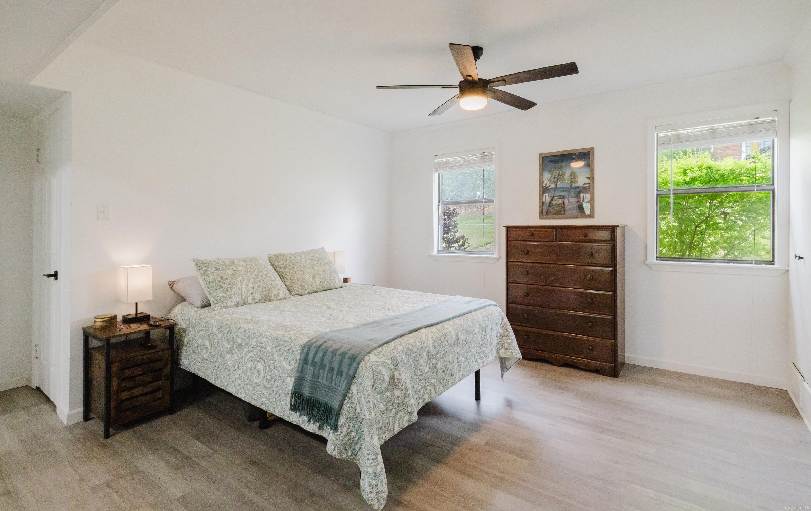 3100 N Poplar  North Little Rock, AR