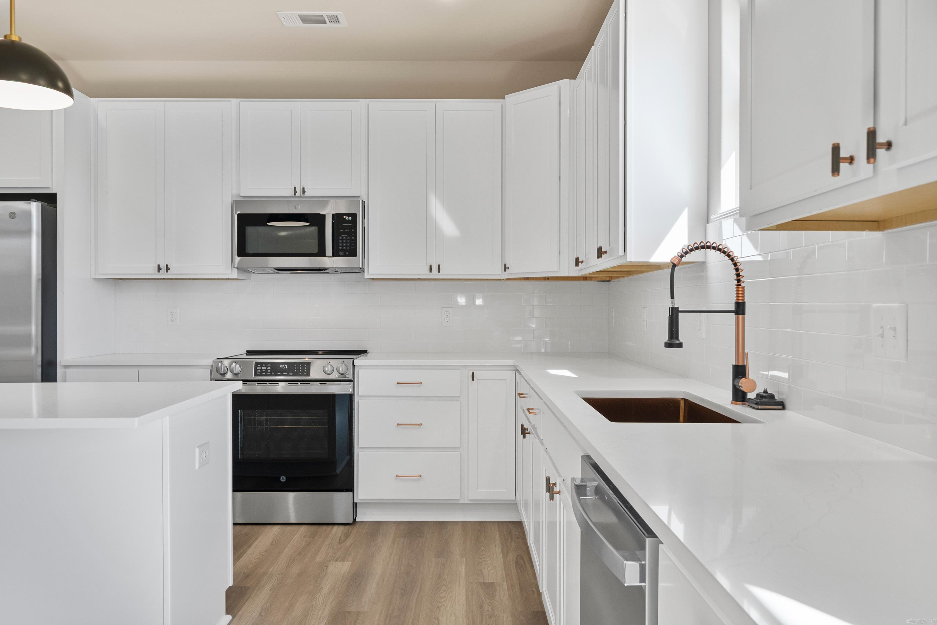 101 Sea Ray  Hot Springs, AR