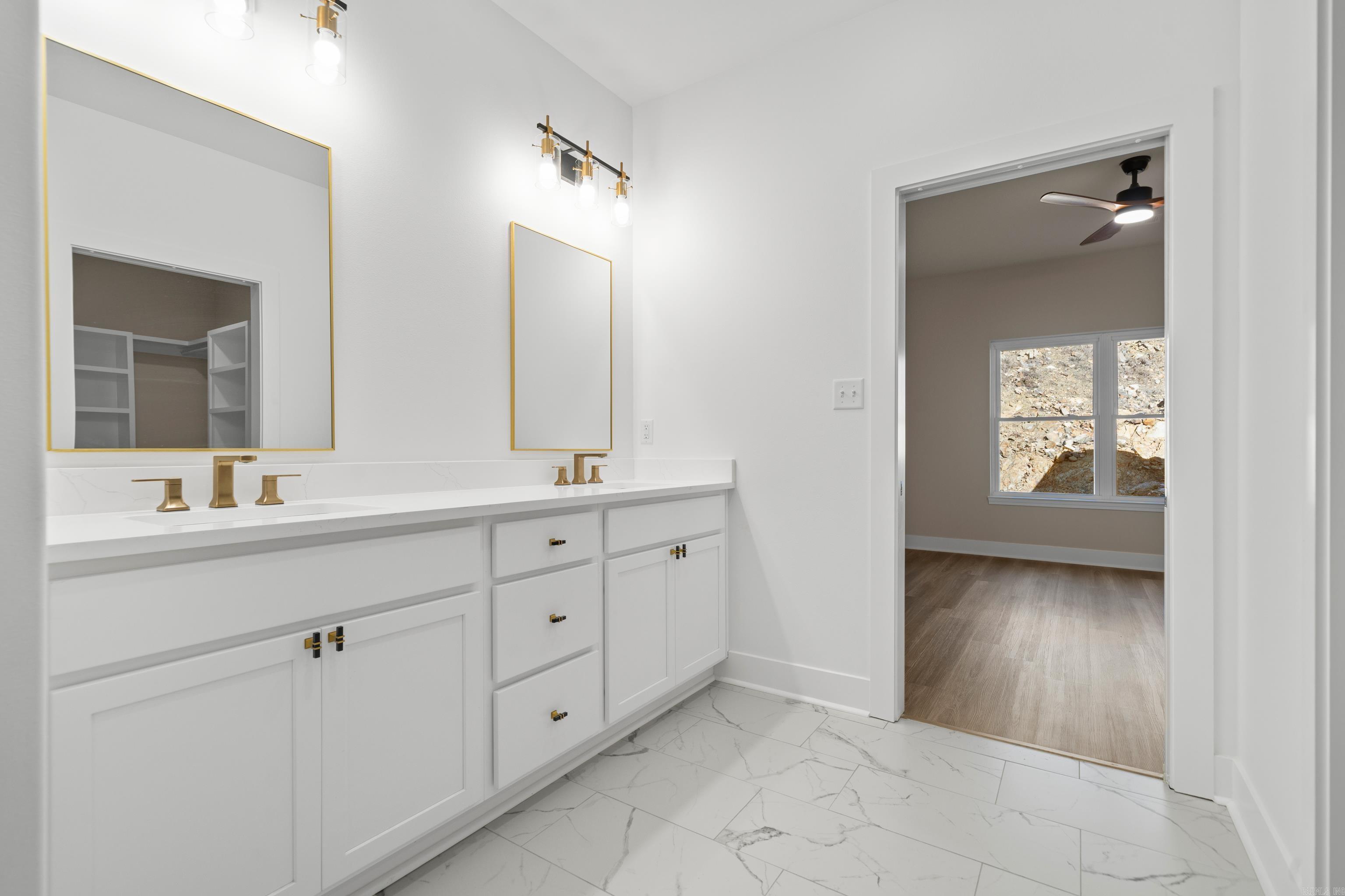 101 Sea Ray  Hot Springs, AR