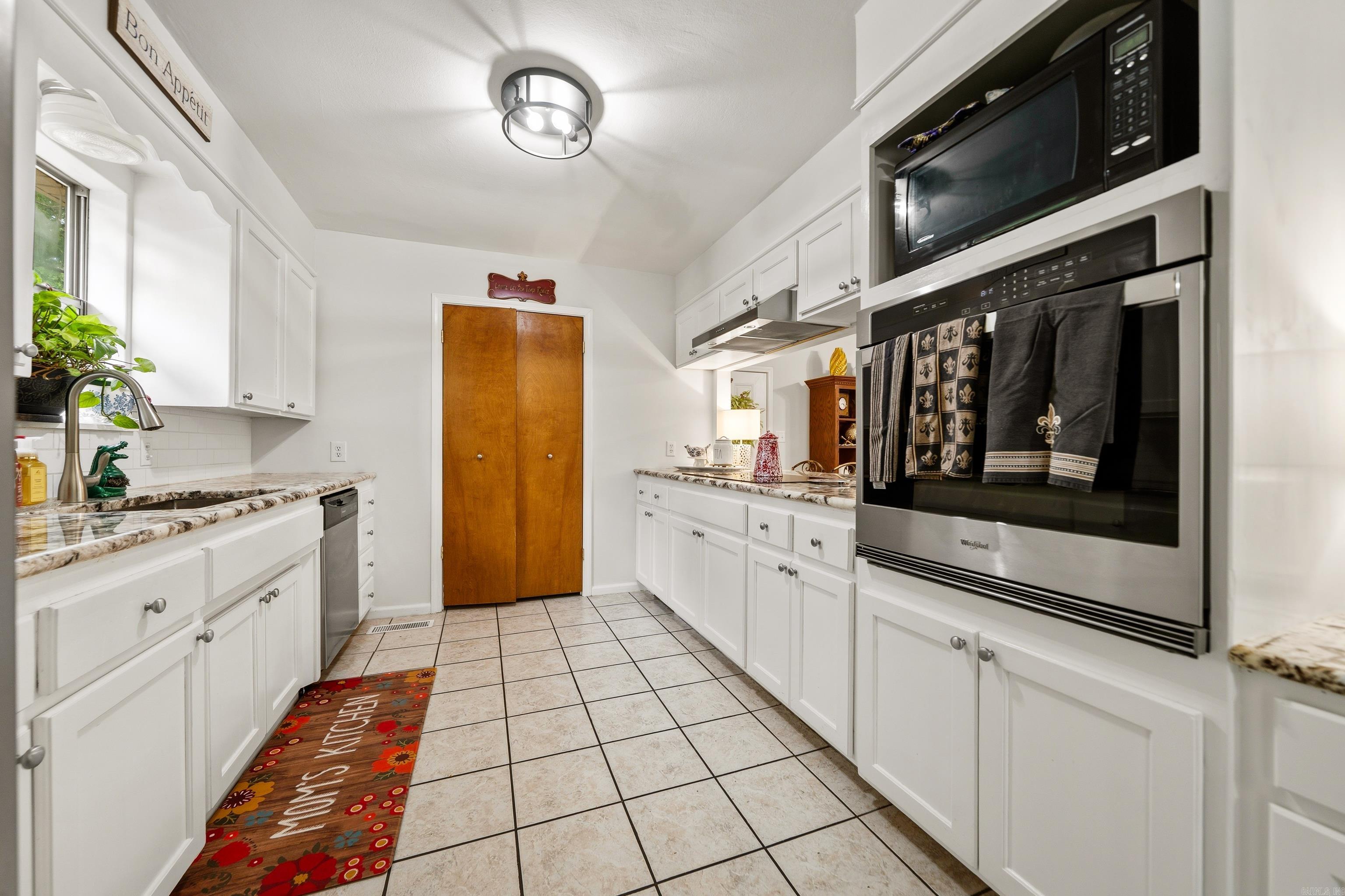 106 Harrison  Hot Springs, AR