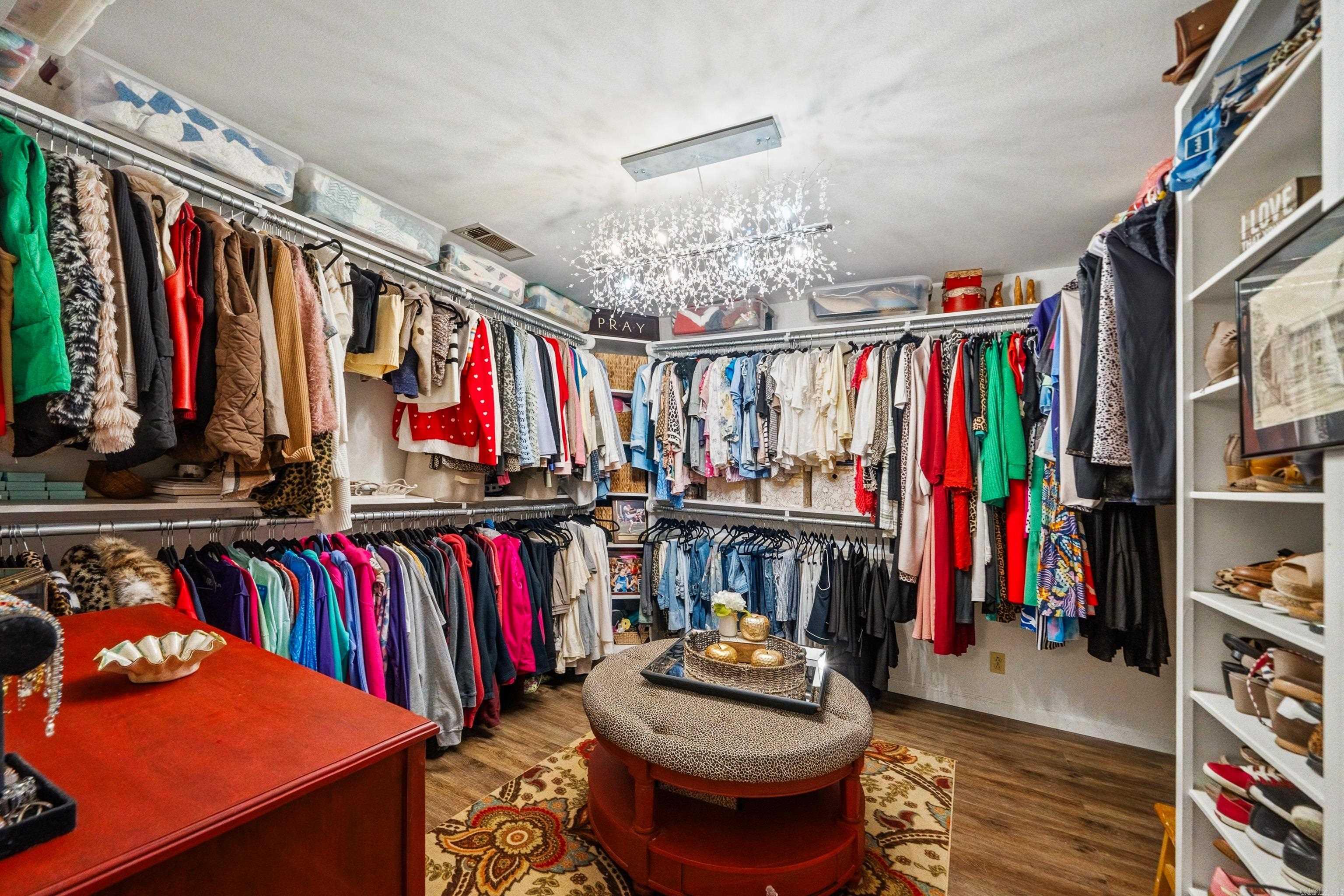 106 Harrison  Hot Springs, AR