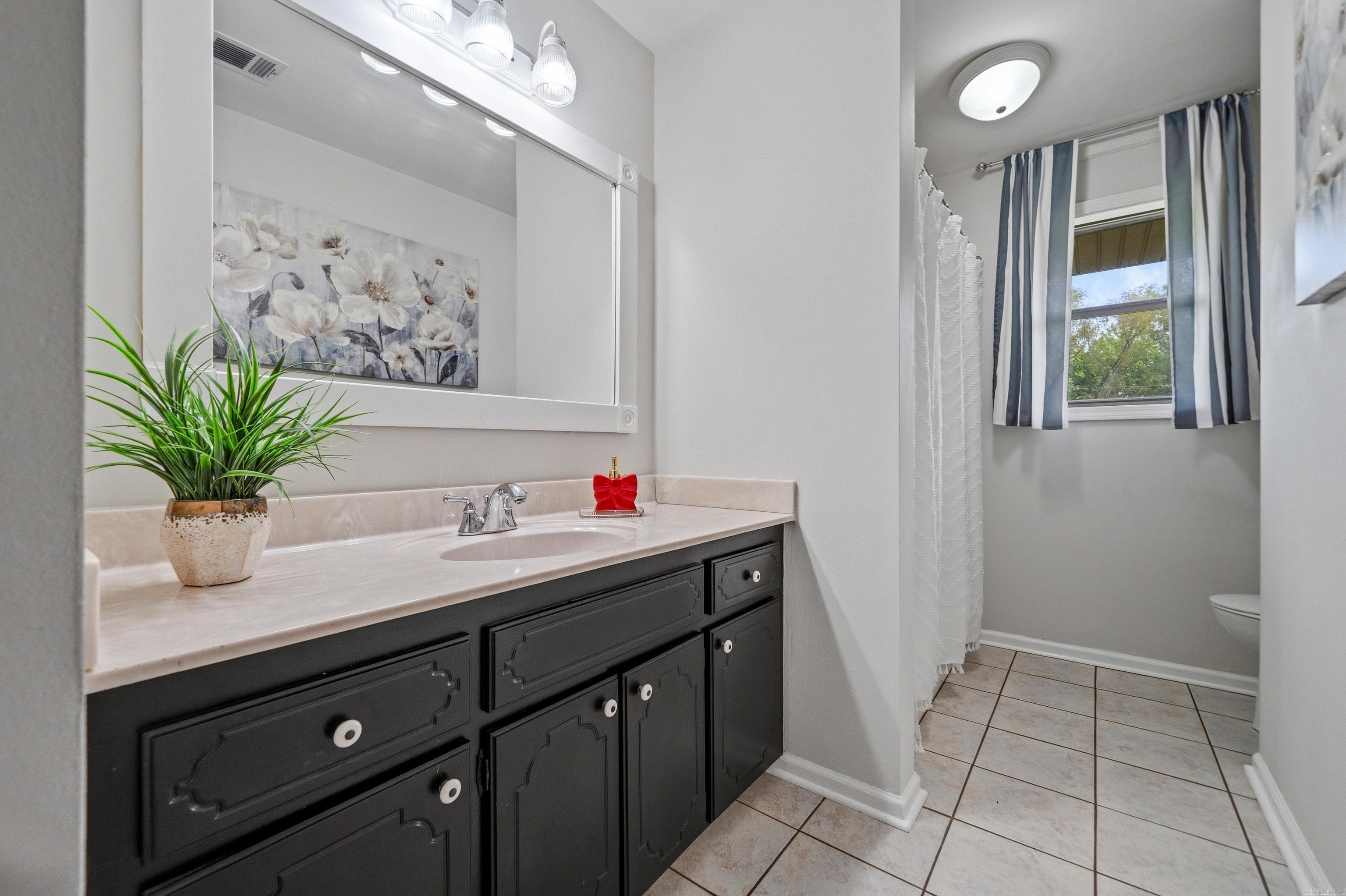 106 Harrison  Hot Springs, AR