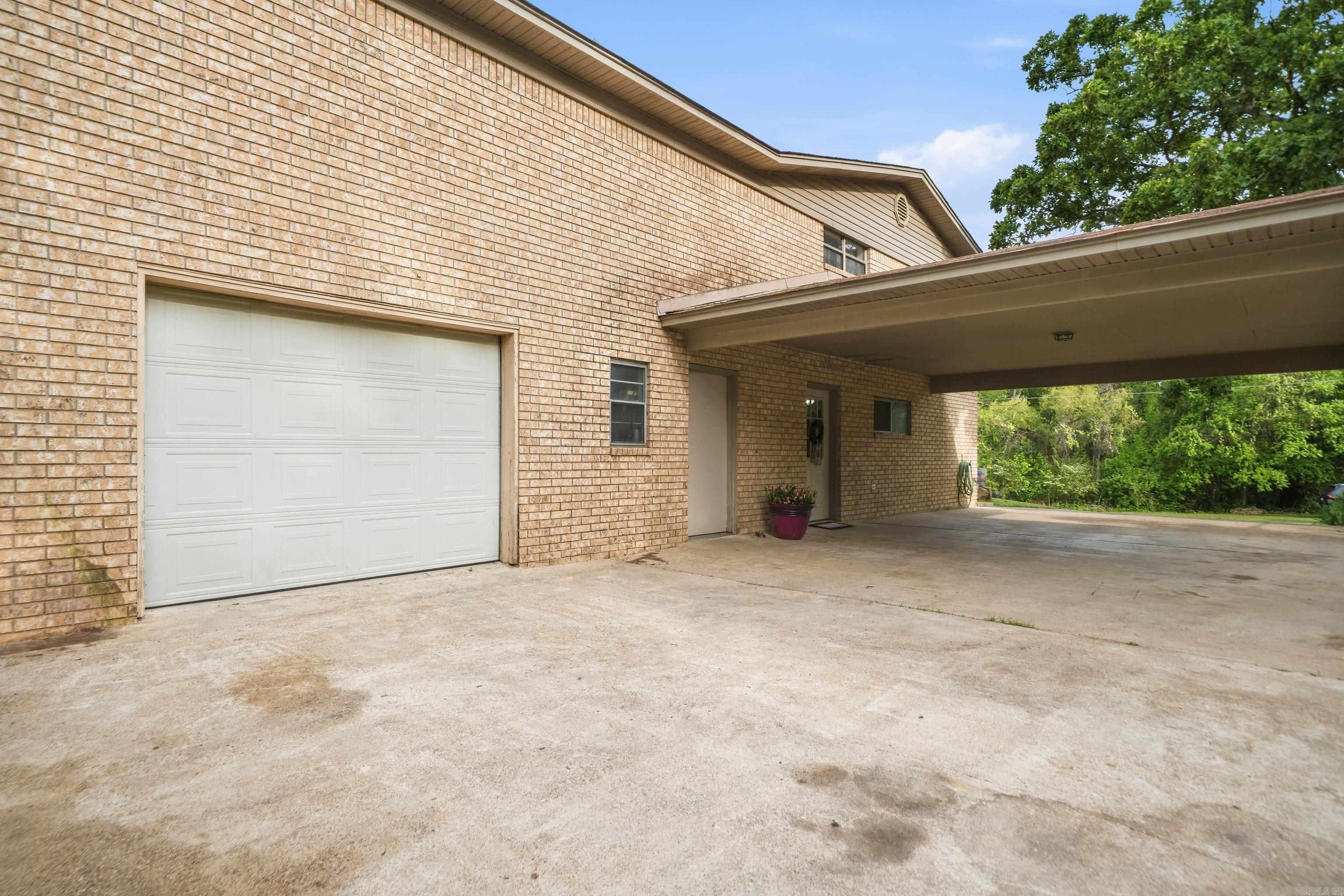 106 Harrison  Hot Springs, AR