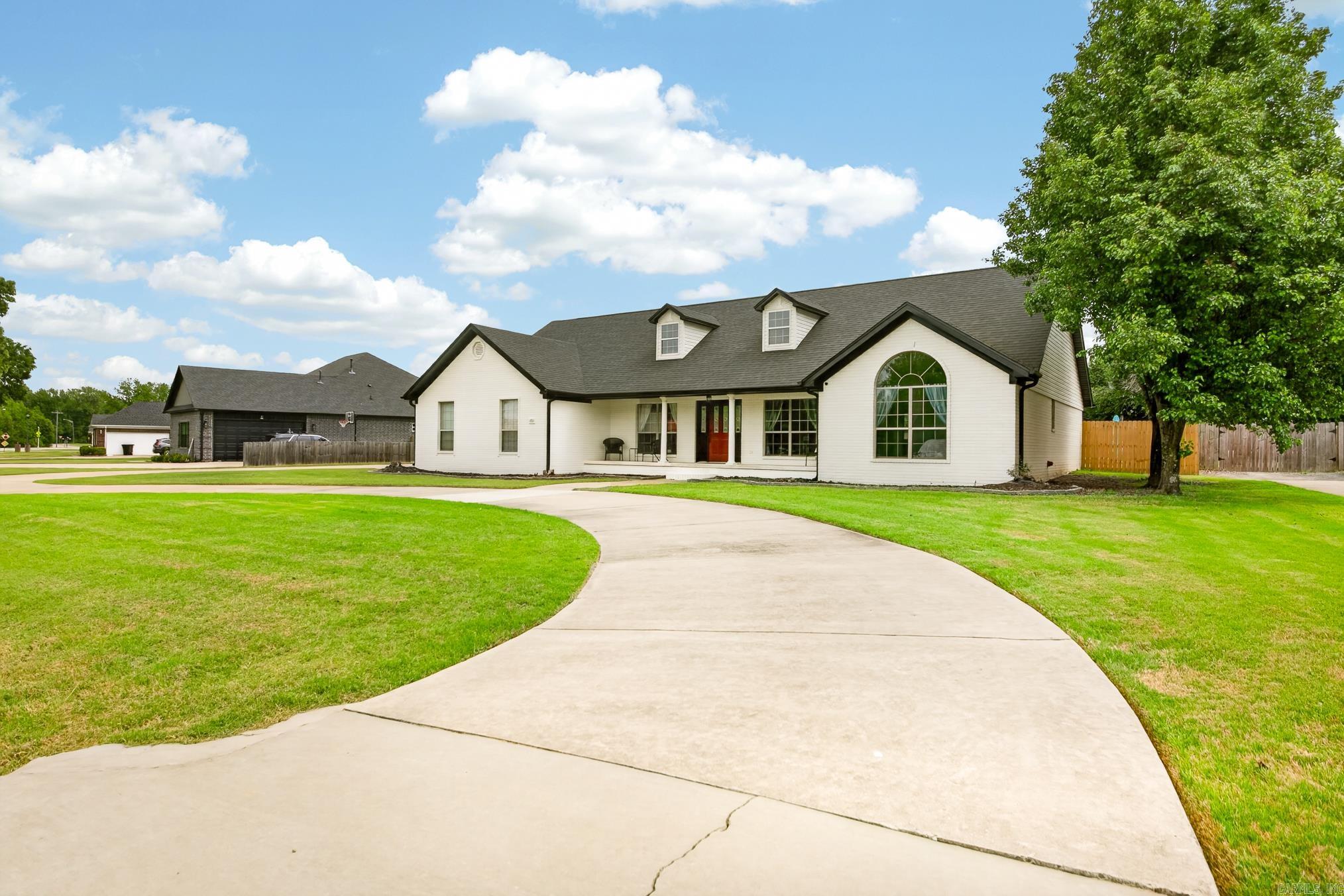 1801 N Lincoln  Cabot, AR