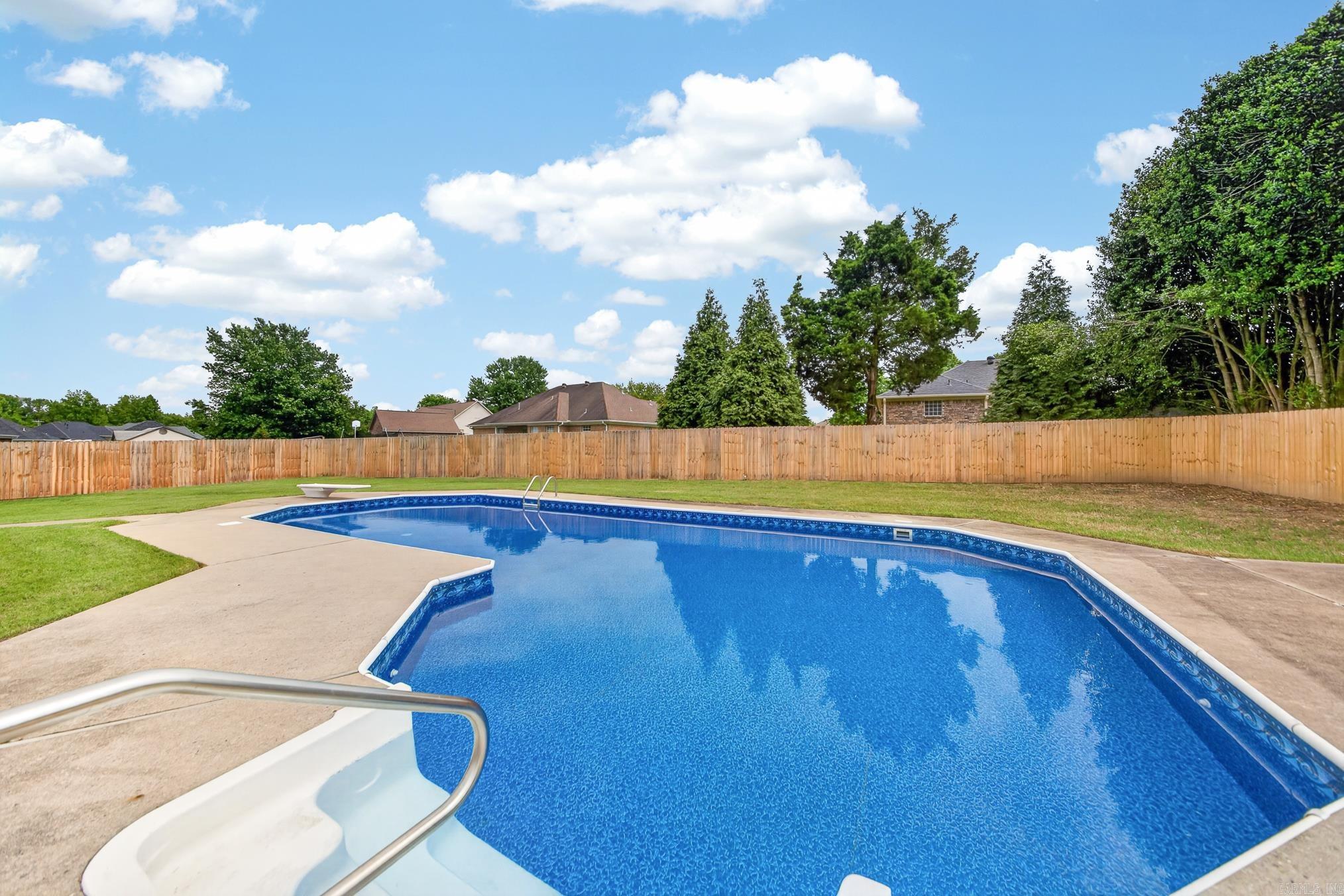 1801 N Lincoln  Cabot, AR