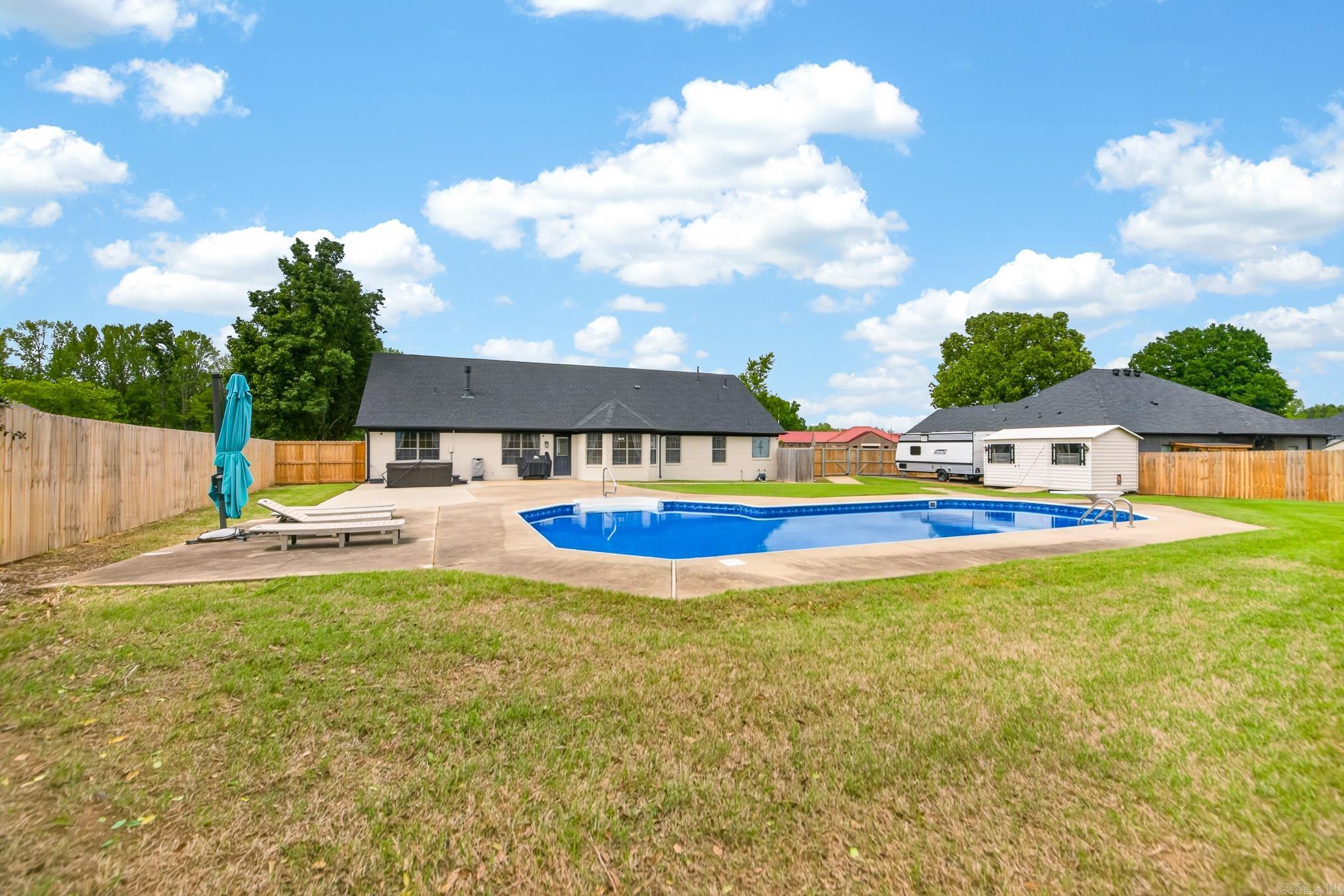 1801 N Lincoln  Cabot, AR