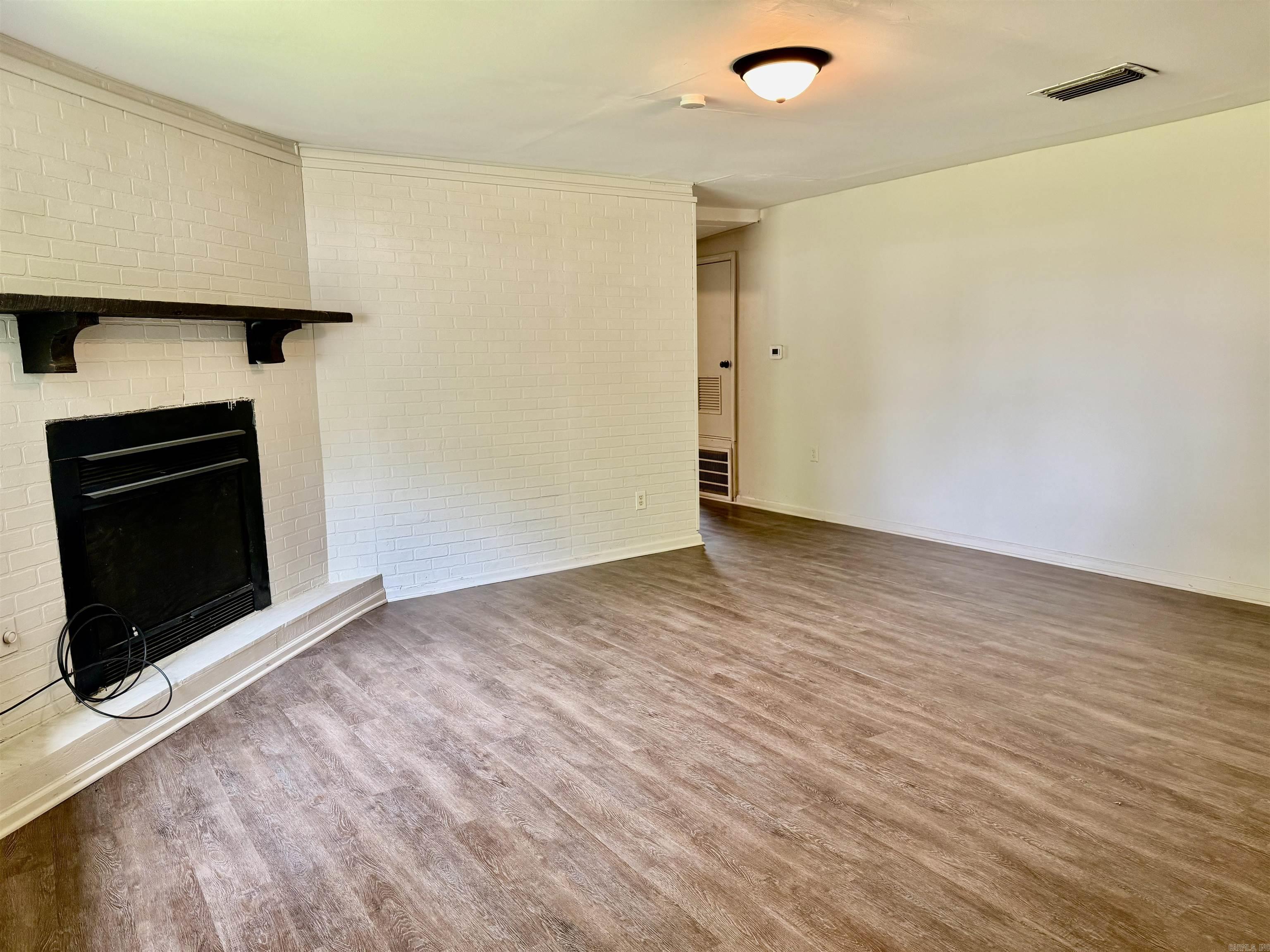 1911 Graham B Jacksonville, AR