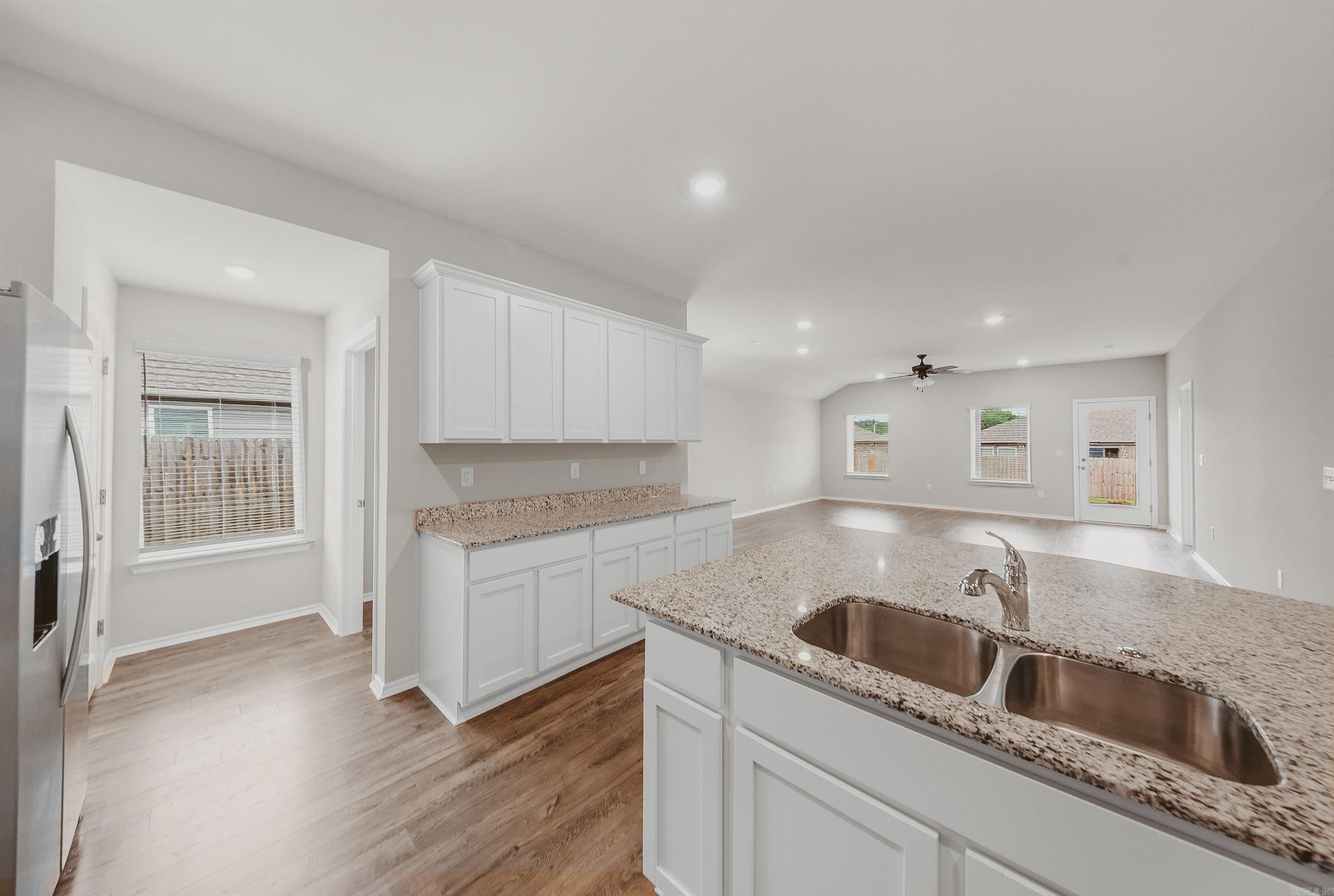 806 Comanche  Gentry, AR