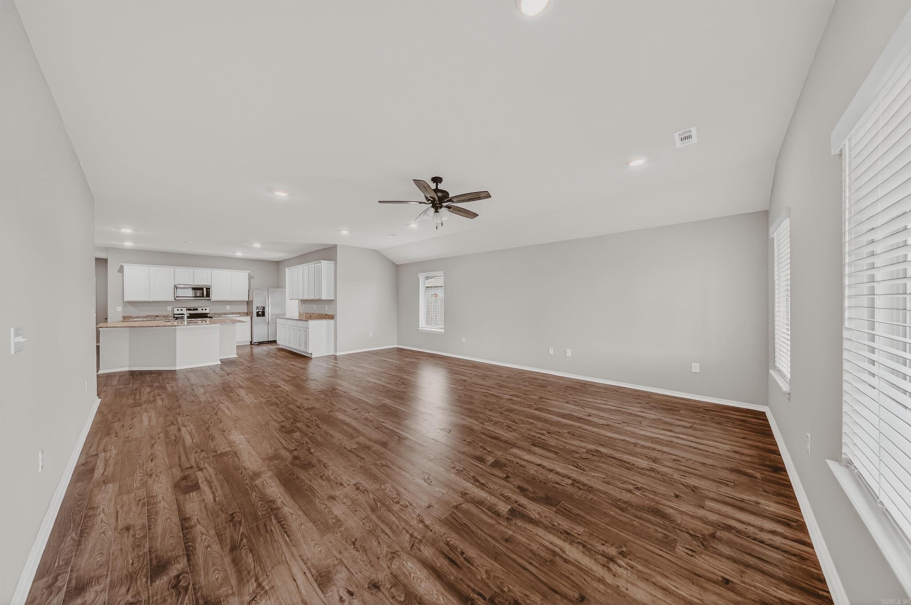 806 Comanche  Gentry, AR