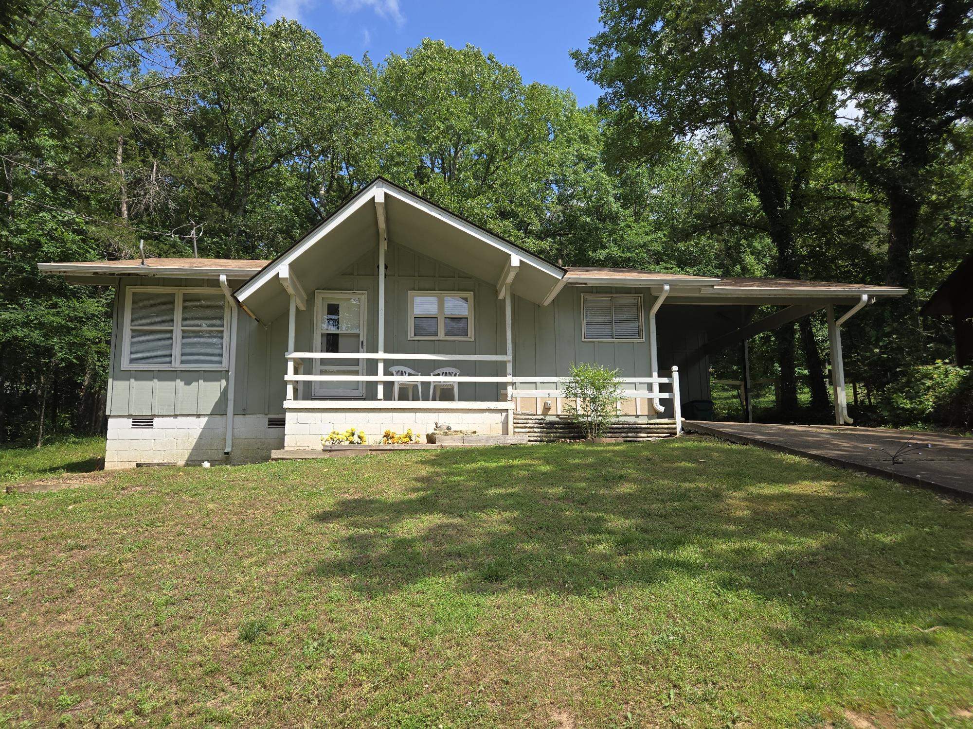 15 Tonto Circle