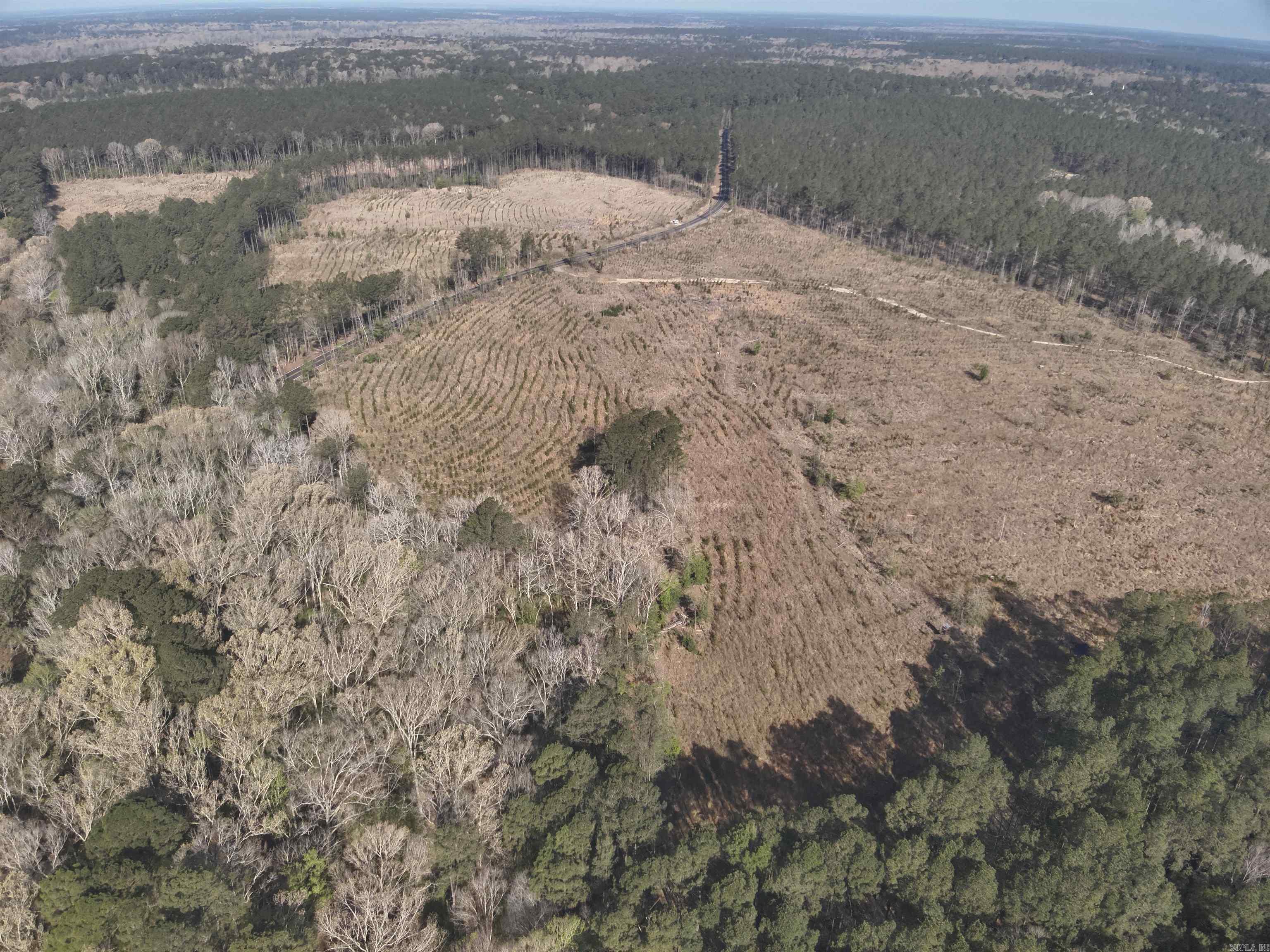 16-19-17 E Three Creeks Rd  El Dorado, AR