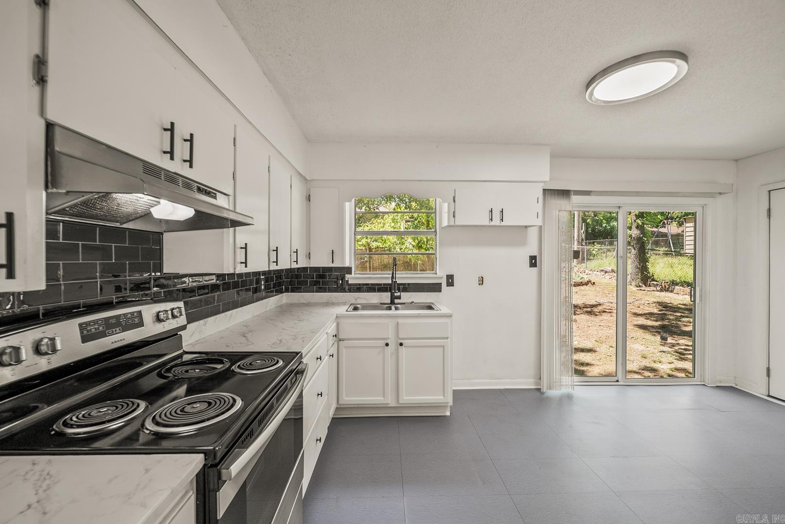 82 Somerset  North Little Rock, AR