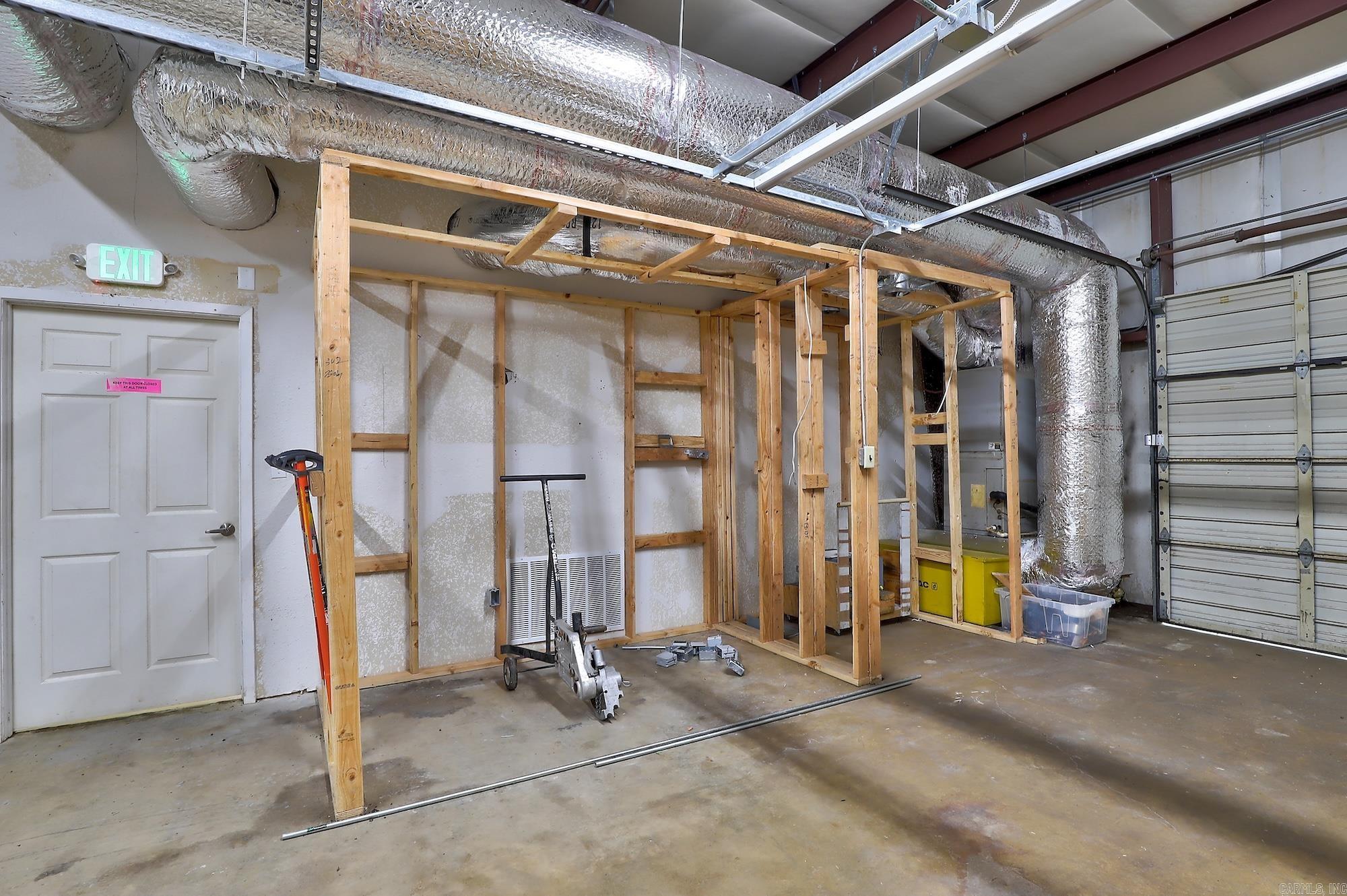 3005 S Lake  Texarkana, TX