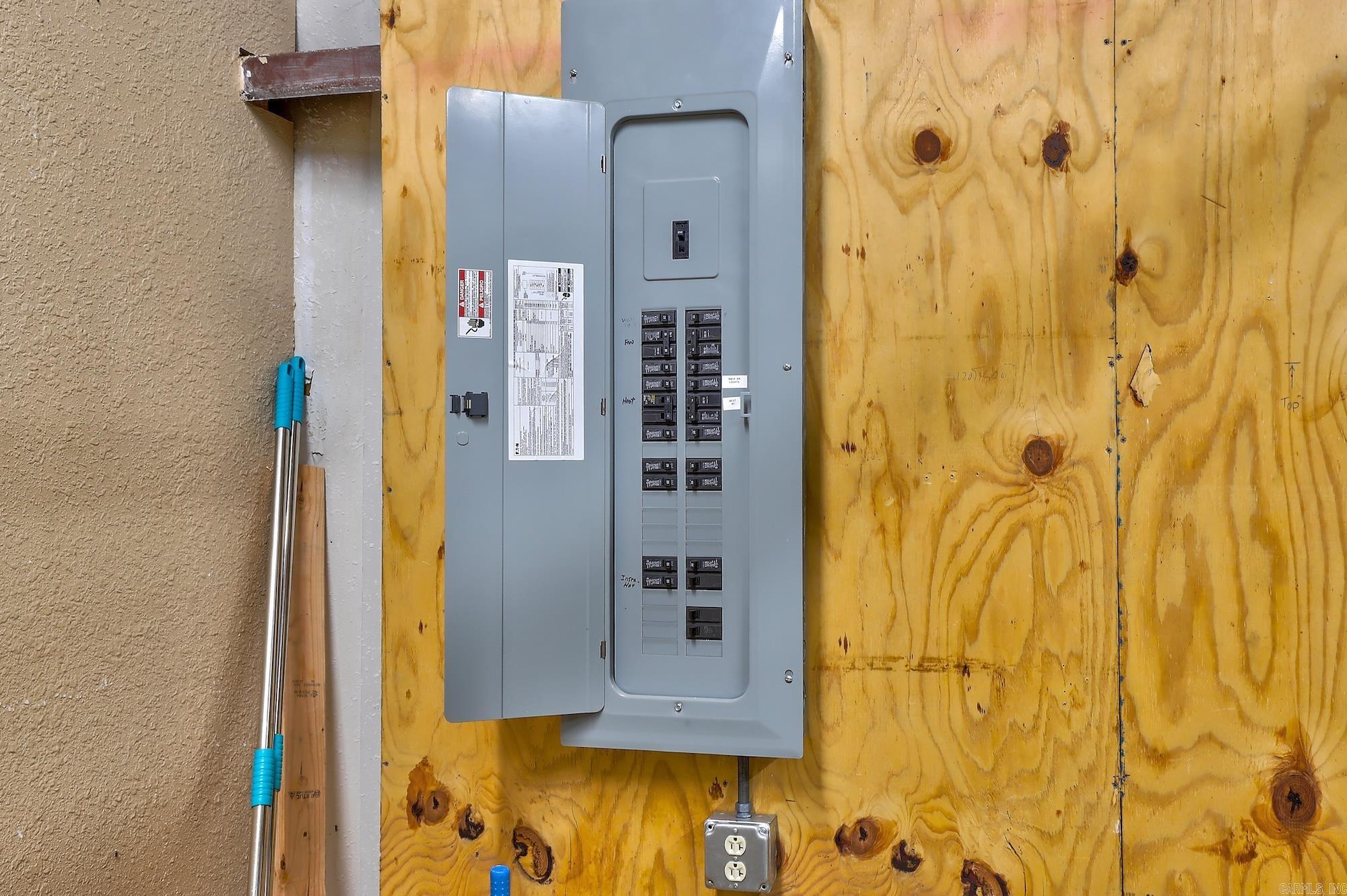 3005 S Lake  Texarkana, TX