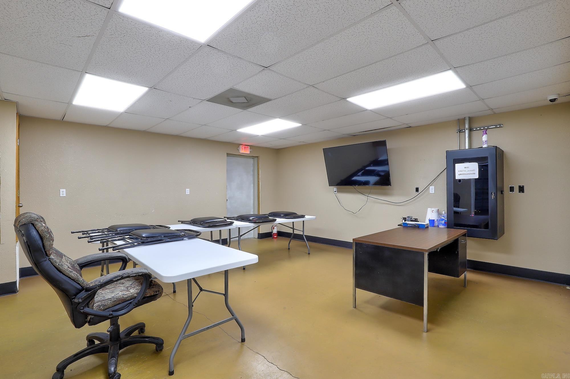 3005 S Lake  Texarkana, TX