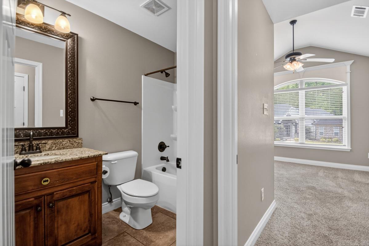 1002 Nature  Benton, AR