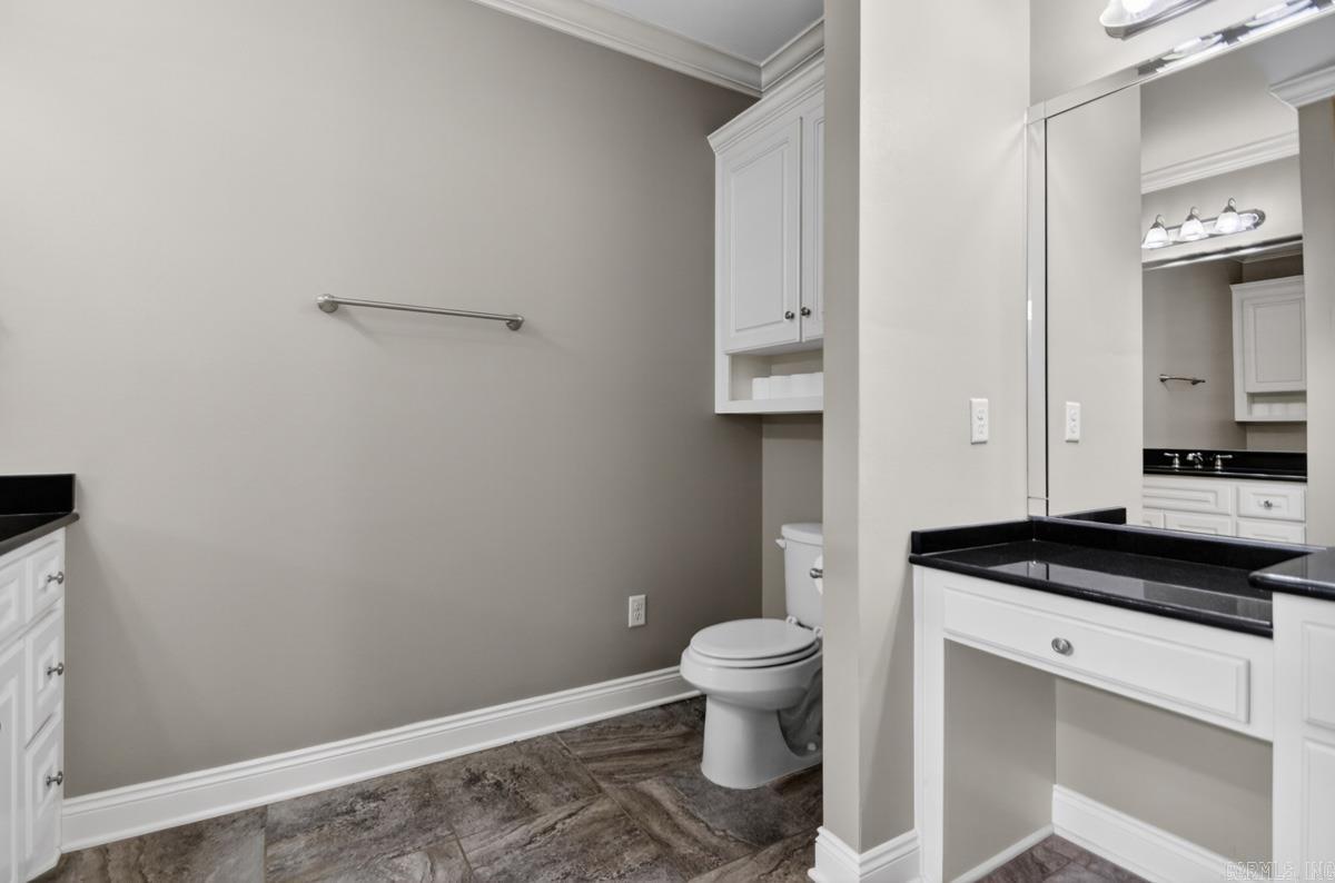 1002 Nature  Benton, AR