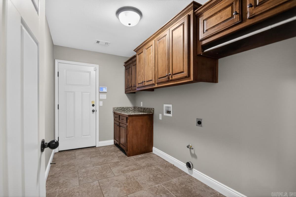 1002 Nature  Benton, AR