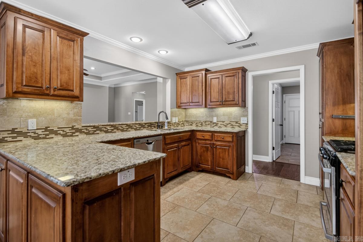 1002 Nature  Benton, AR