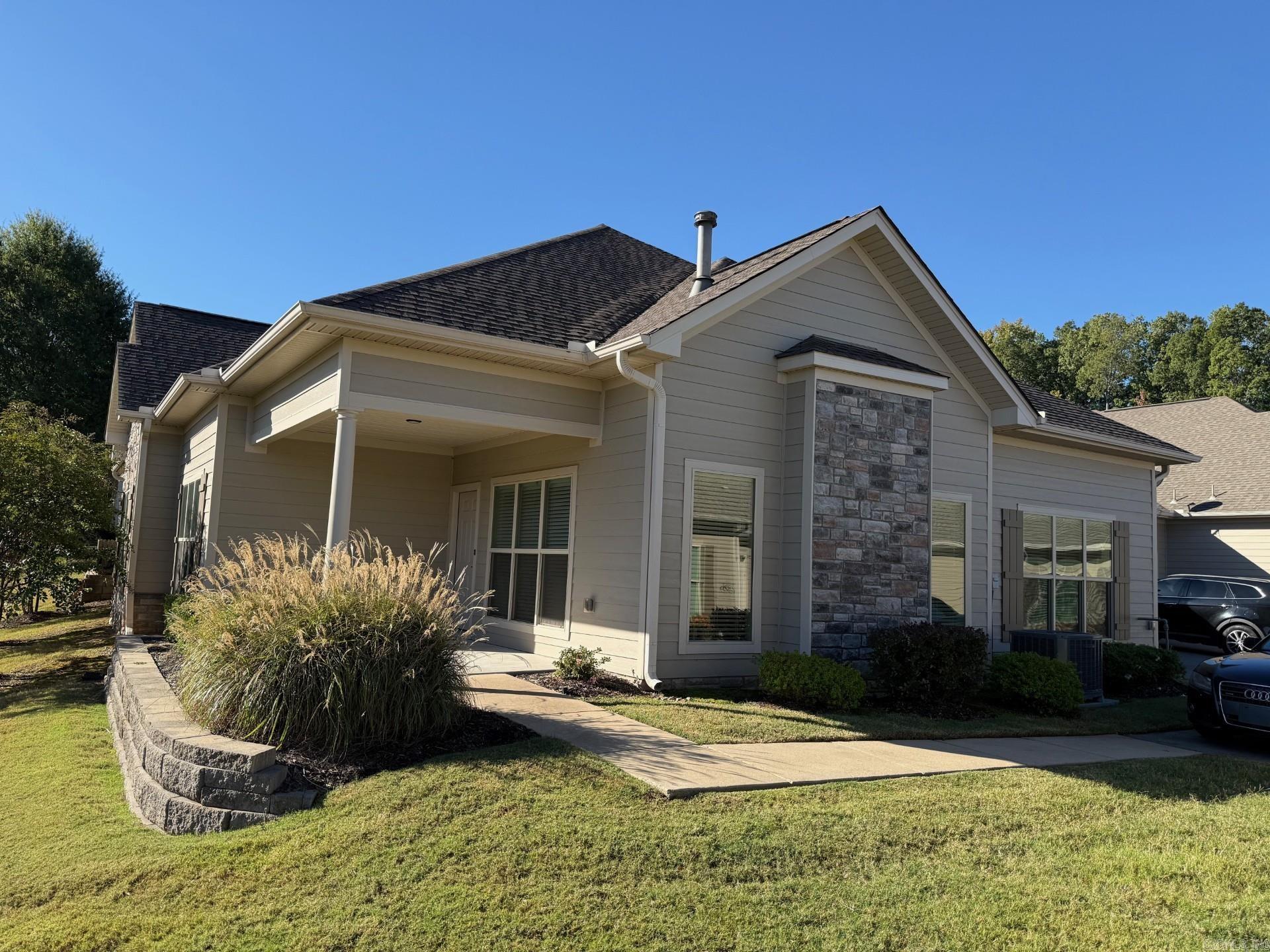 123 Mountain Terrace Circle  Maumelle, AR