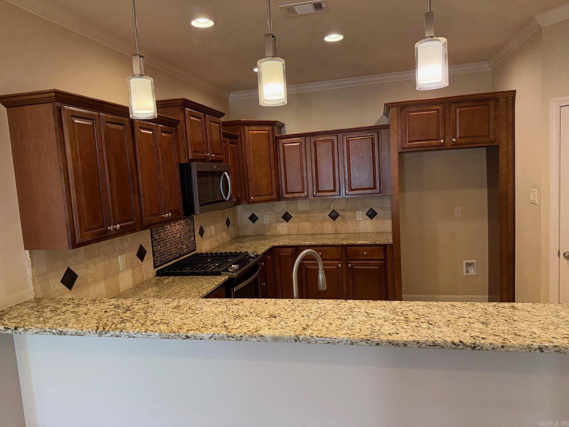 123 Mountain Terrace Circle  Maumelle, AR