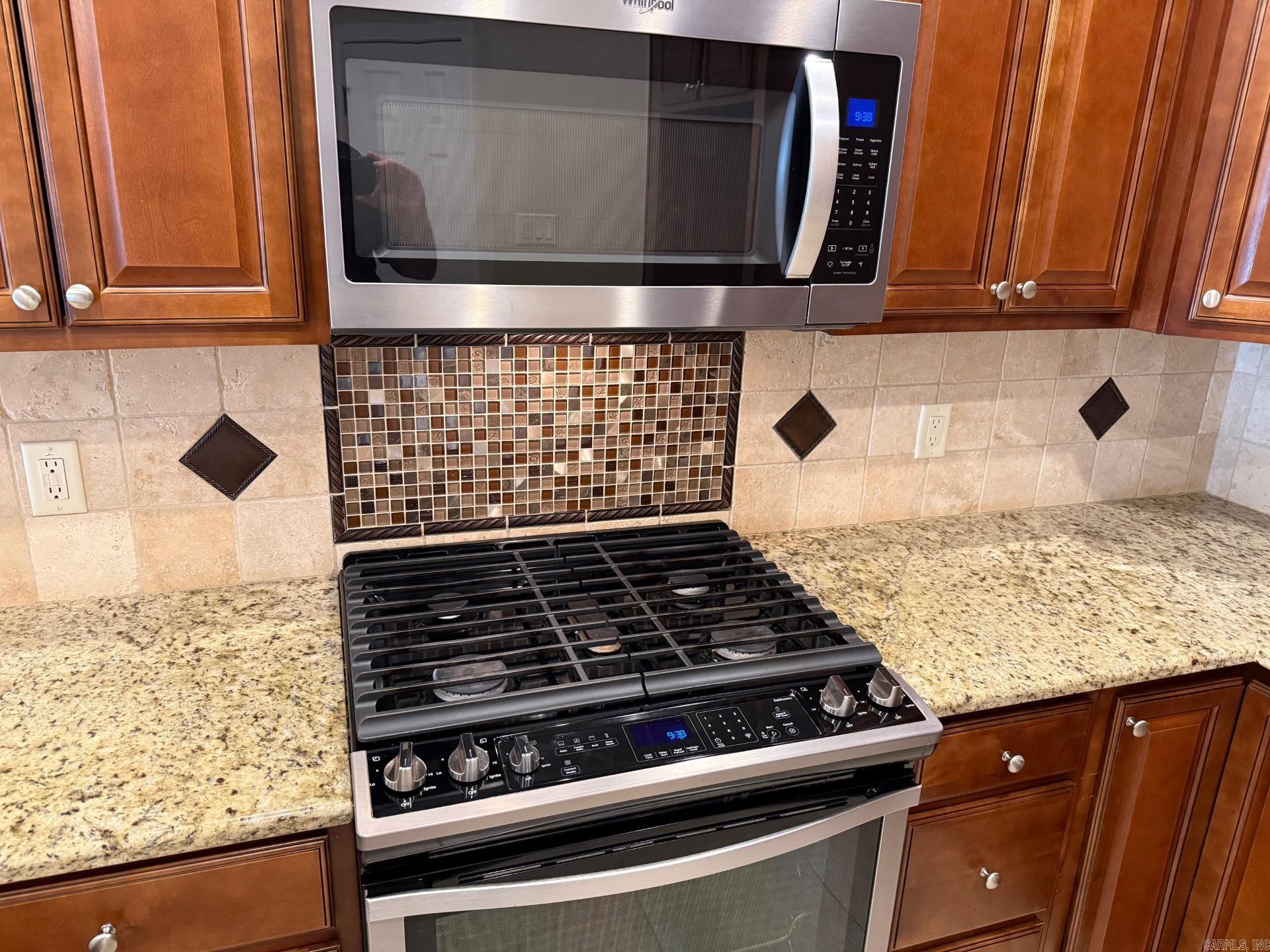 123 Mountain Terrace Circle  Maumelle, AR