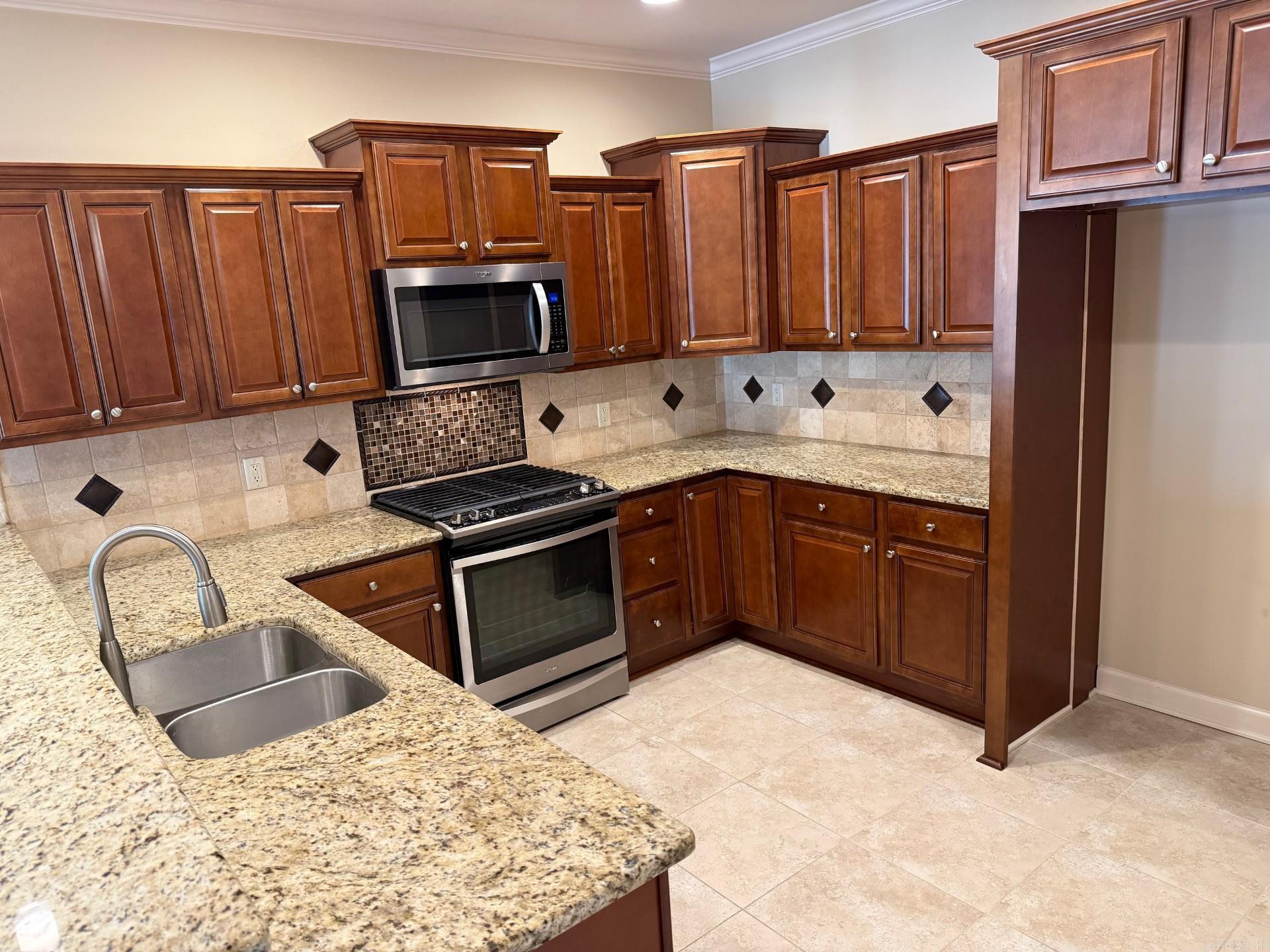 123 Mountain Terrace Circle  Maumelle, AR