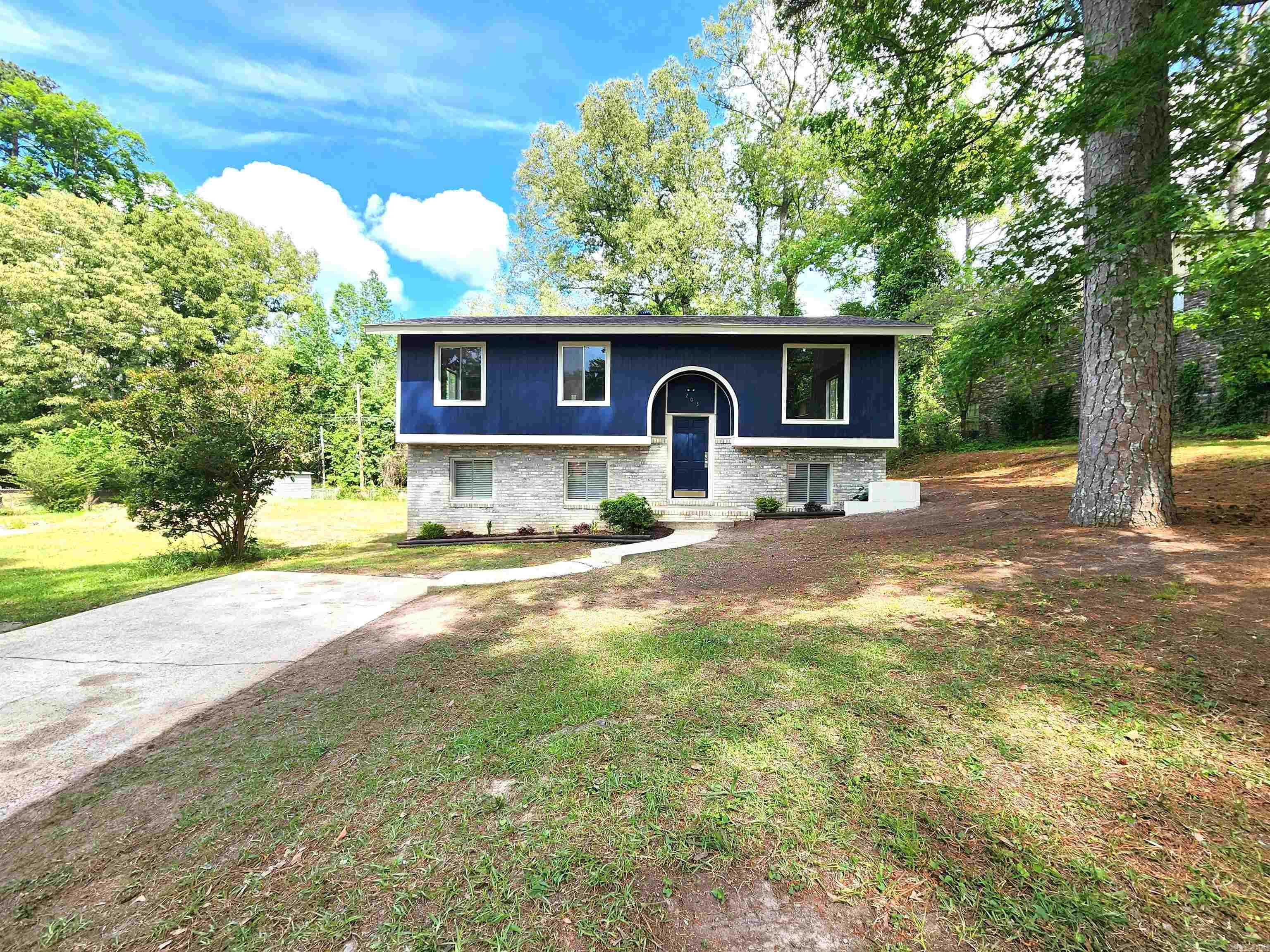 203 Tanglewood  El Dorado, AR