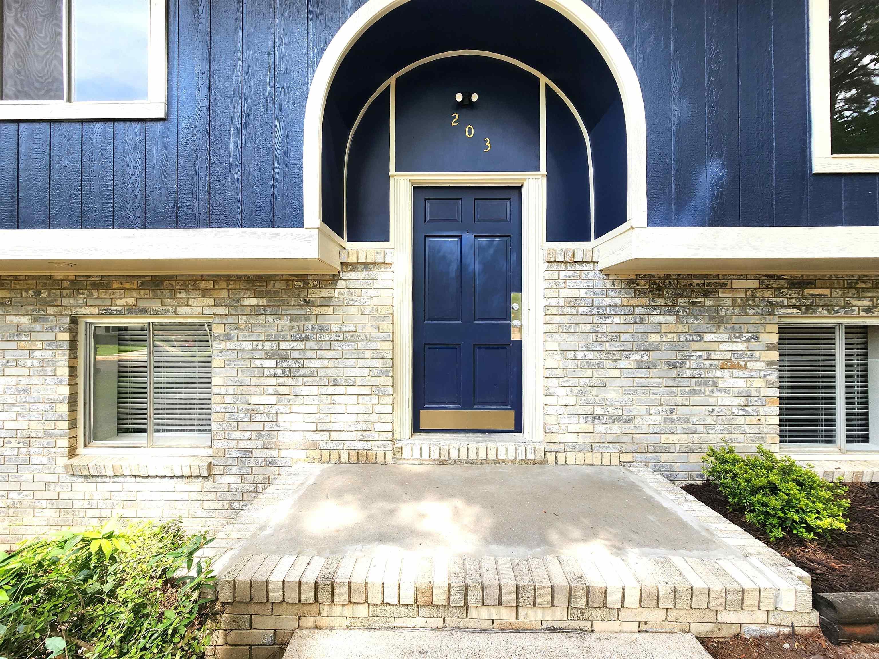 203 Tanglewood  El Dorado, AR