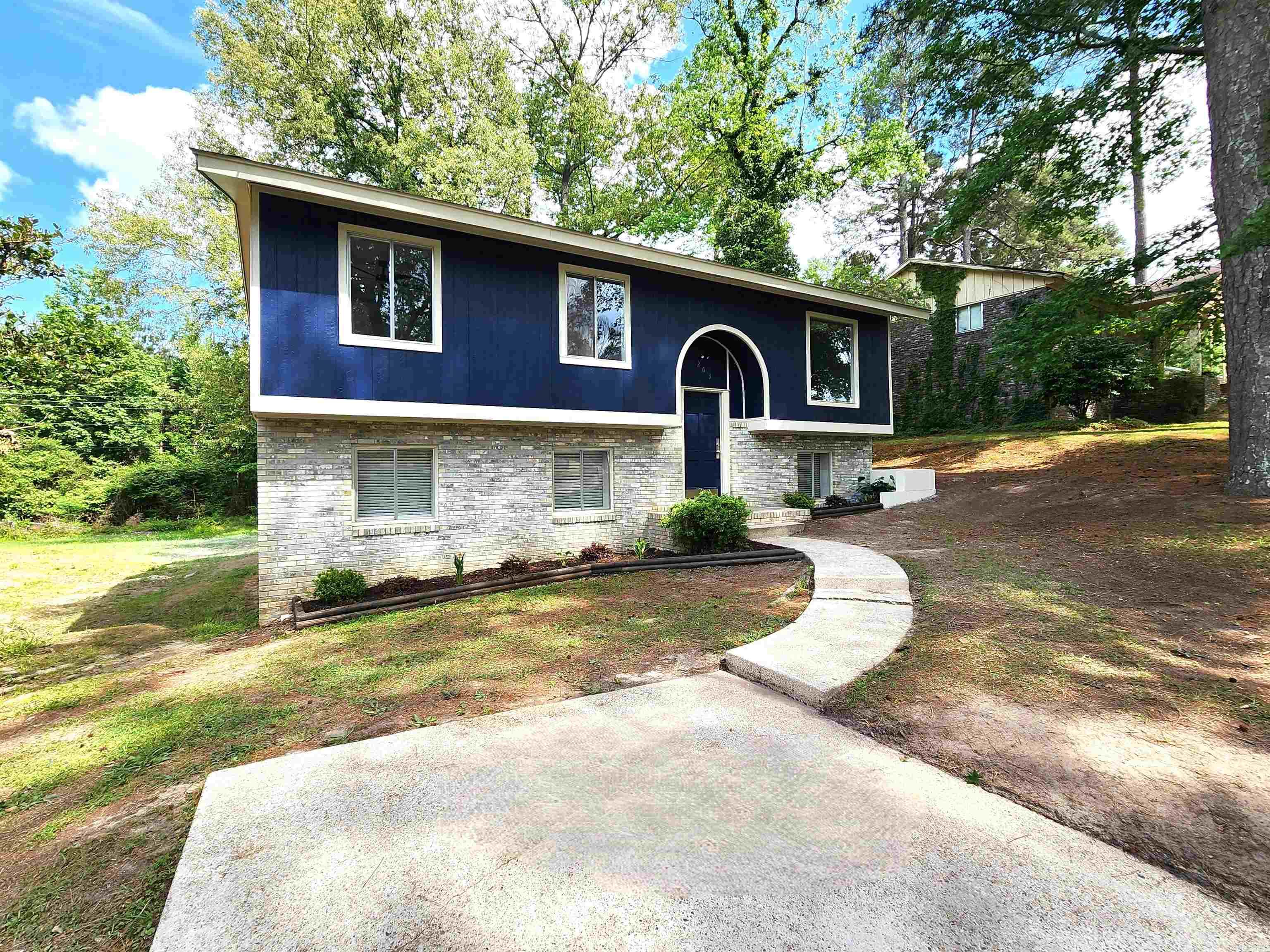 203 Tanglewood  El Dorado, AR
