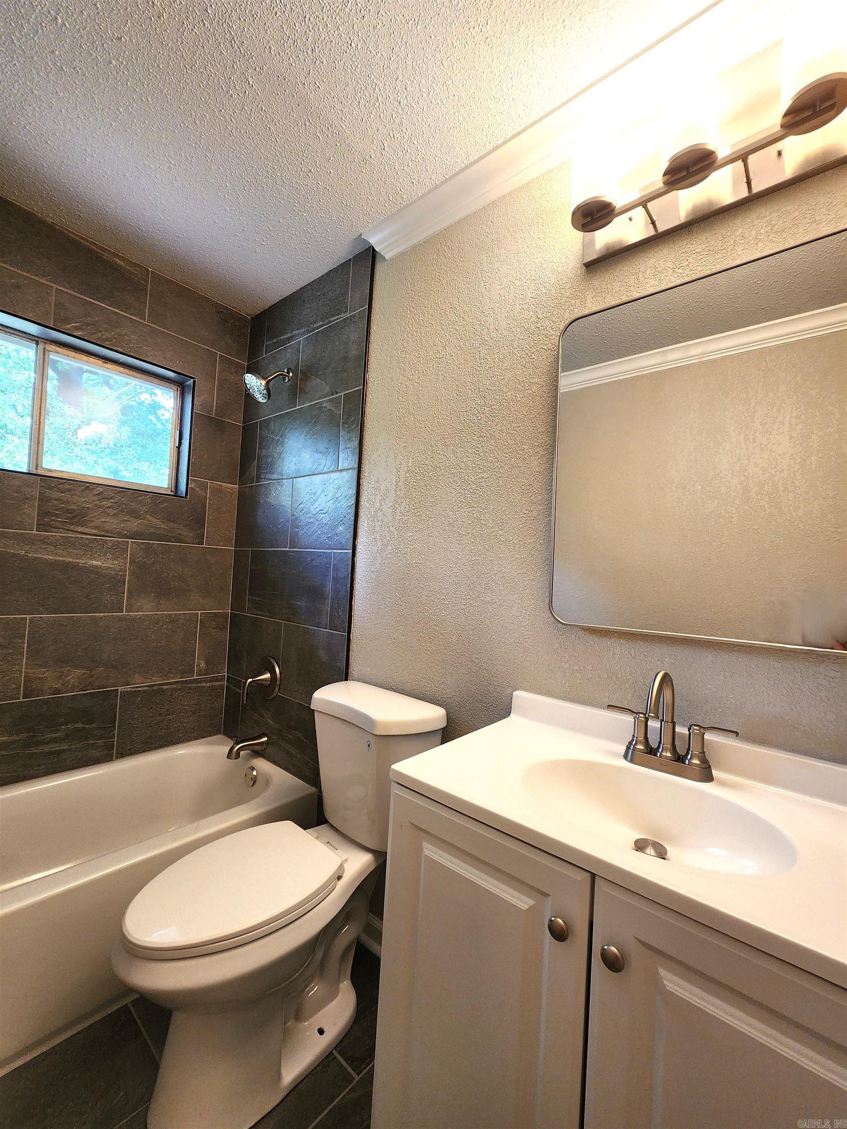 203 Tanglewood  El Dorado, AR